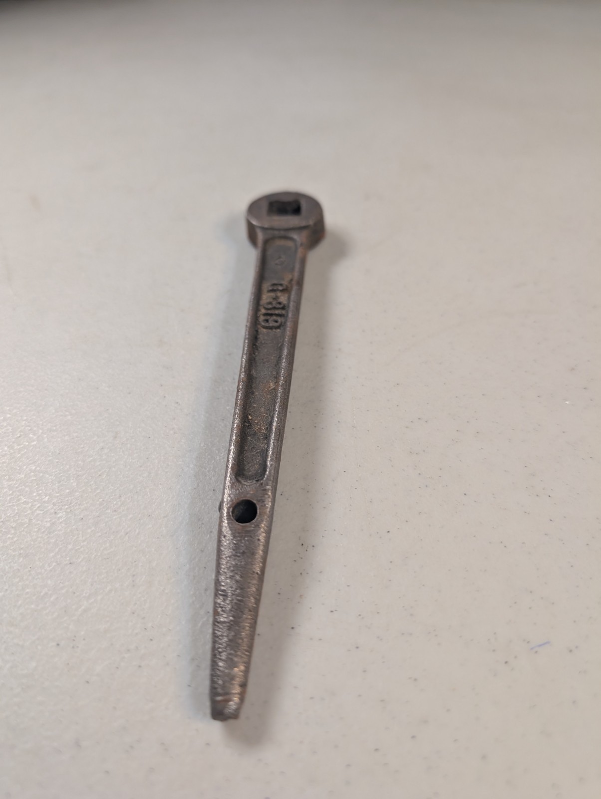 G 319 Bolt Header (?) 8" Tool