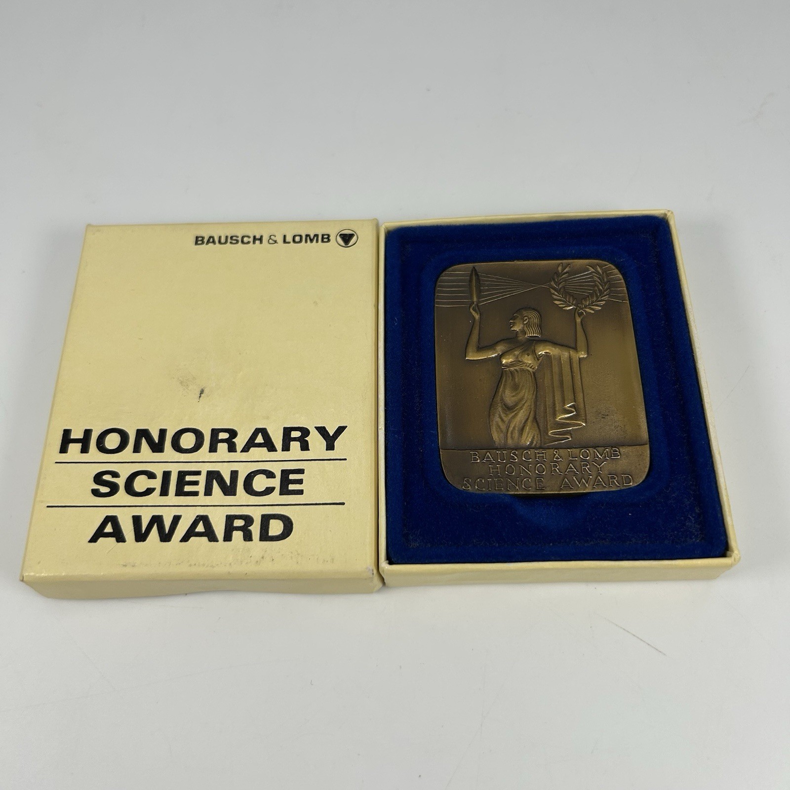 NOS VINTAGE BAUSCH & LOMB HONORARY SCIENCE AWARD BRONZE MEDAL