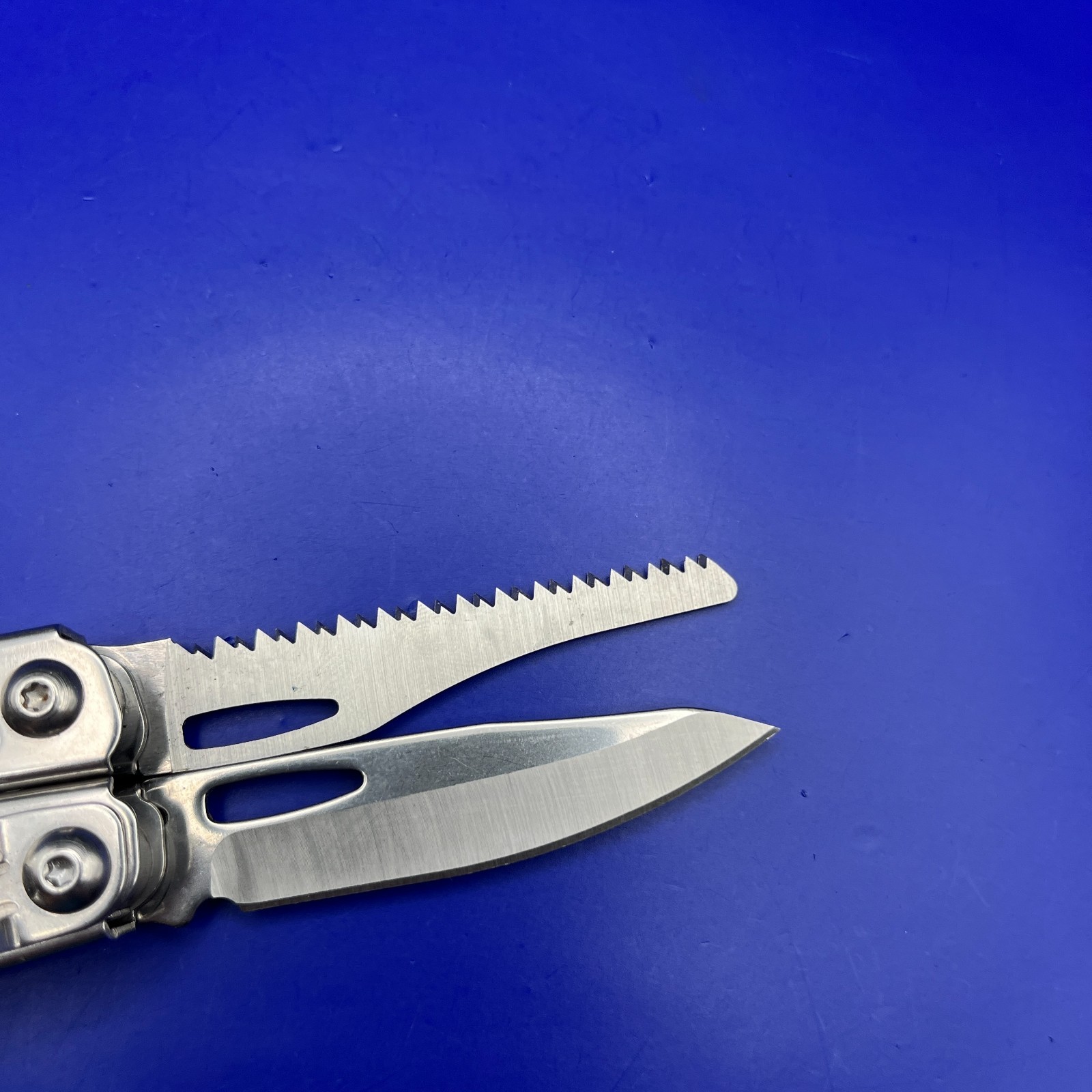 Leatherman Sidekick Multi-Tool, Knife, Pliers, Saw, Stainless