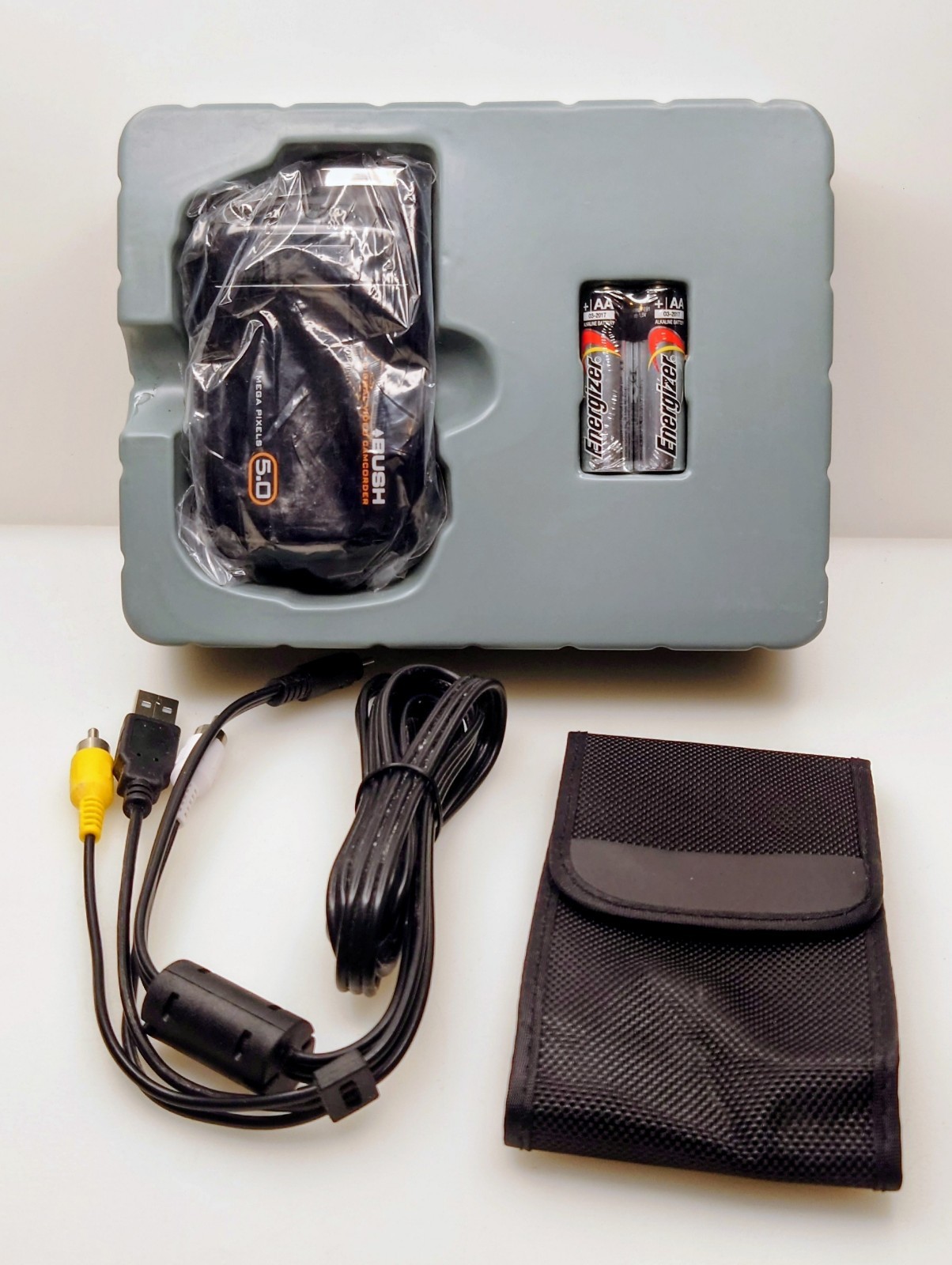 Bush TDV562 Handheld Digital Camcorder 5MP 2.4" BNIB
