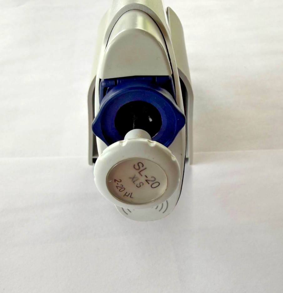 Rainin Pipet-Lite XLS+ P20 Pipettor