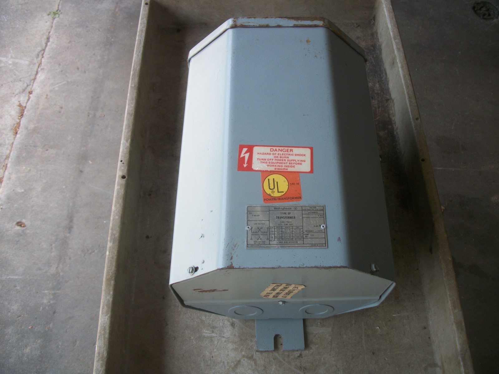 WESTINGHOUSE TYPE EP 5KVA 1PH TRANSFORMER T-6E197 HV 240X480 LV 120/240 NEW