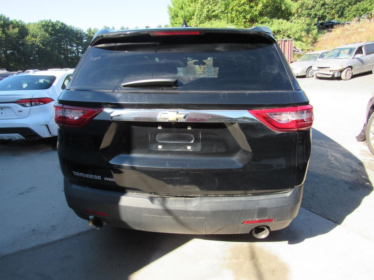 TRAVERSE 2019 Glove Box 1076809