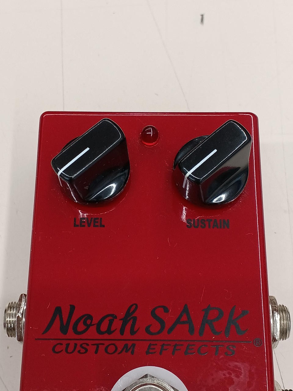 NOAHSARK RED red effector
