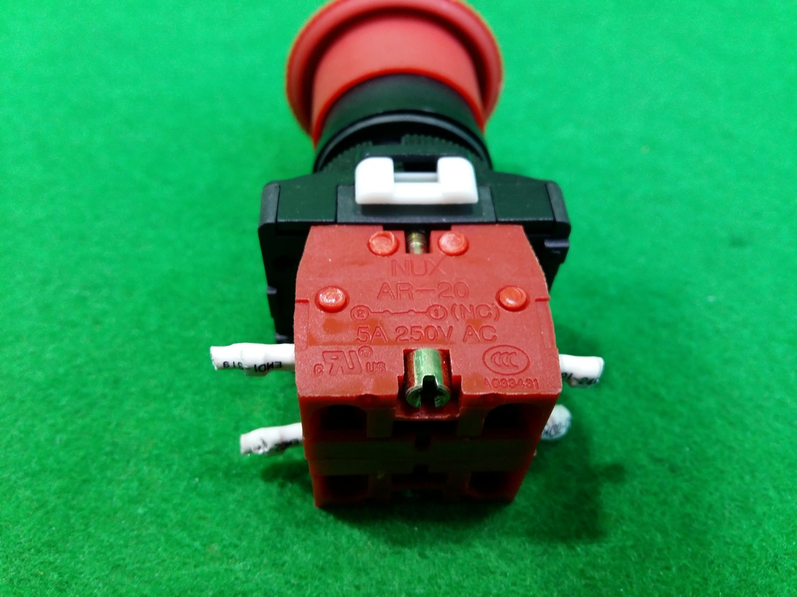 HANYOUNG AR-20 CONTROL SWITCH 5A 250V, USED