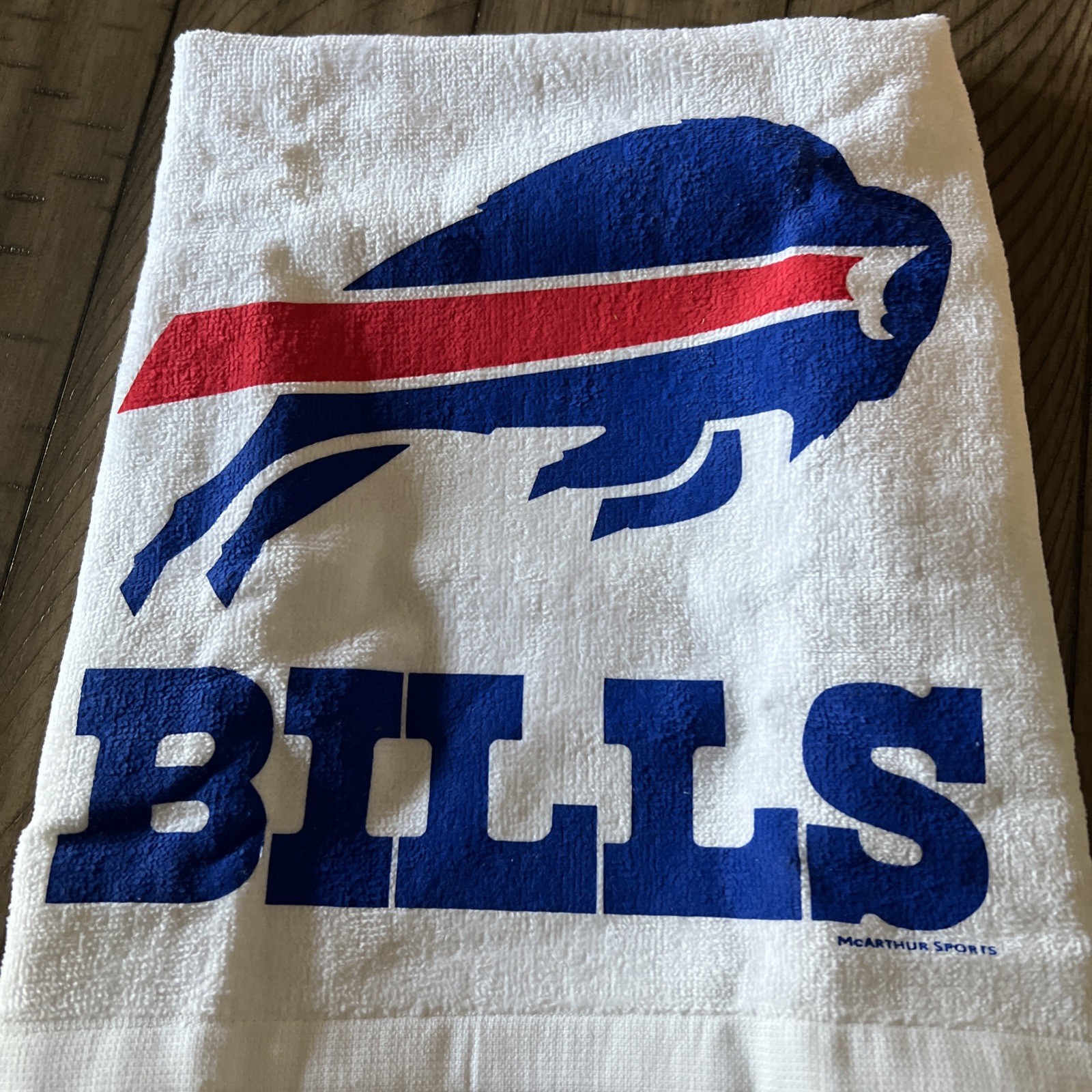 NWOT BUFFALO BILLS KITCHEN TOWEL