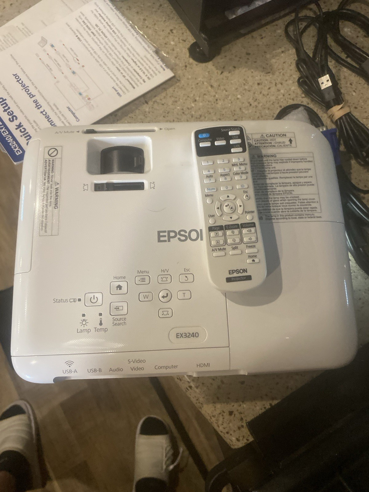 Epson EX3240 Desktop Projector White Built-In Speakers HDMI VGA USB