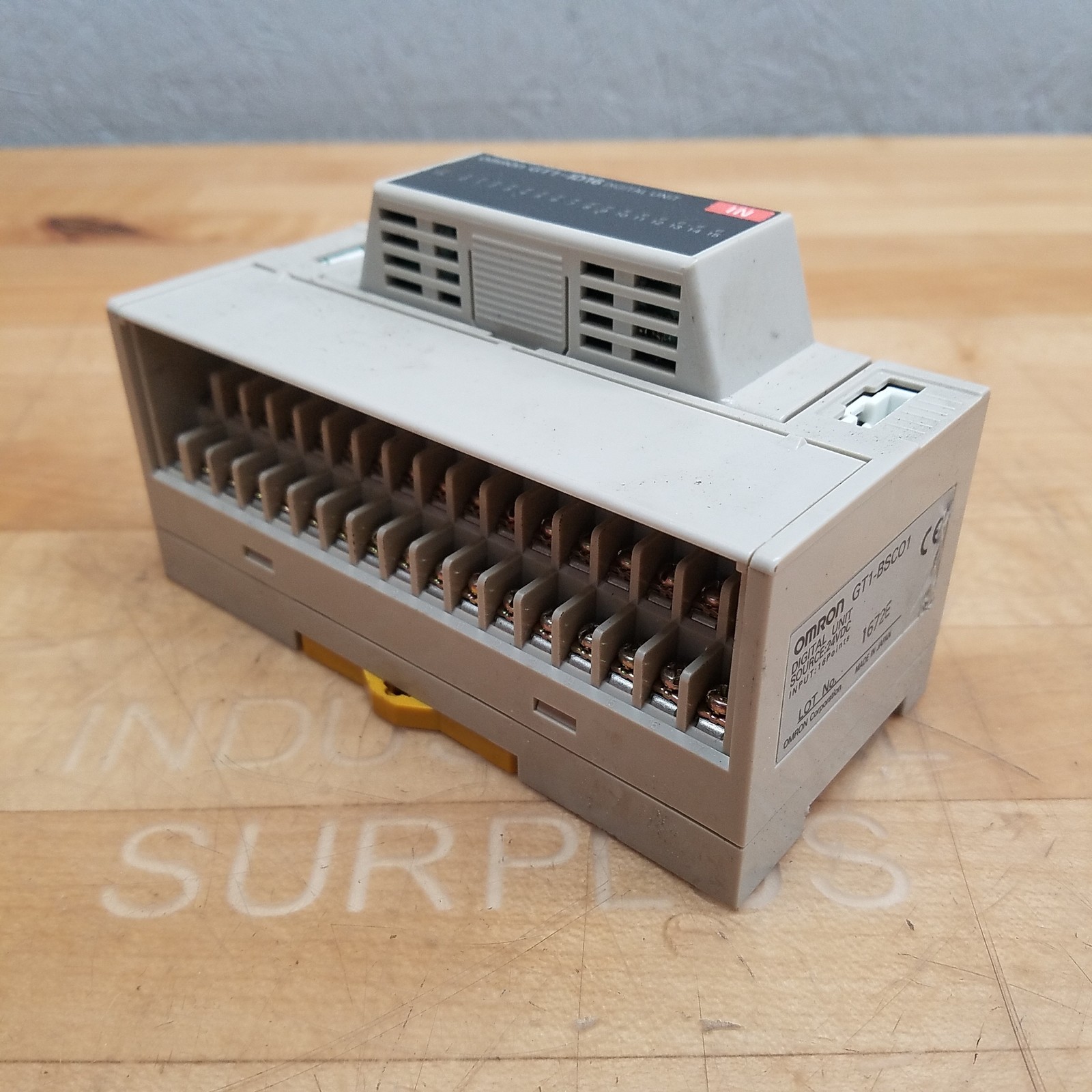 Omron GT1-ID16CST, GT1-BSCO1 Digital Unit, 24VDC - USED
