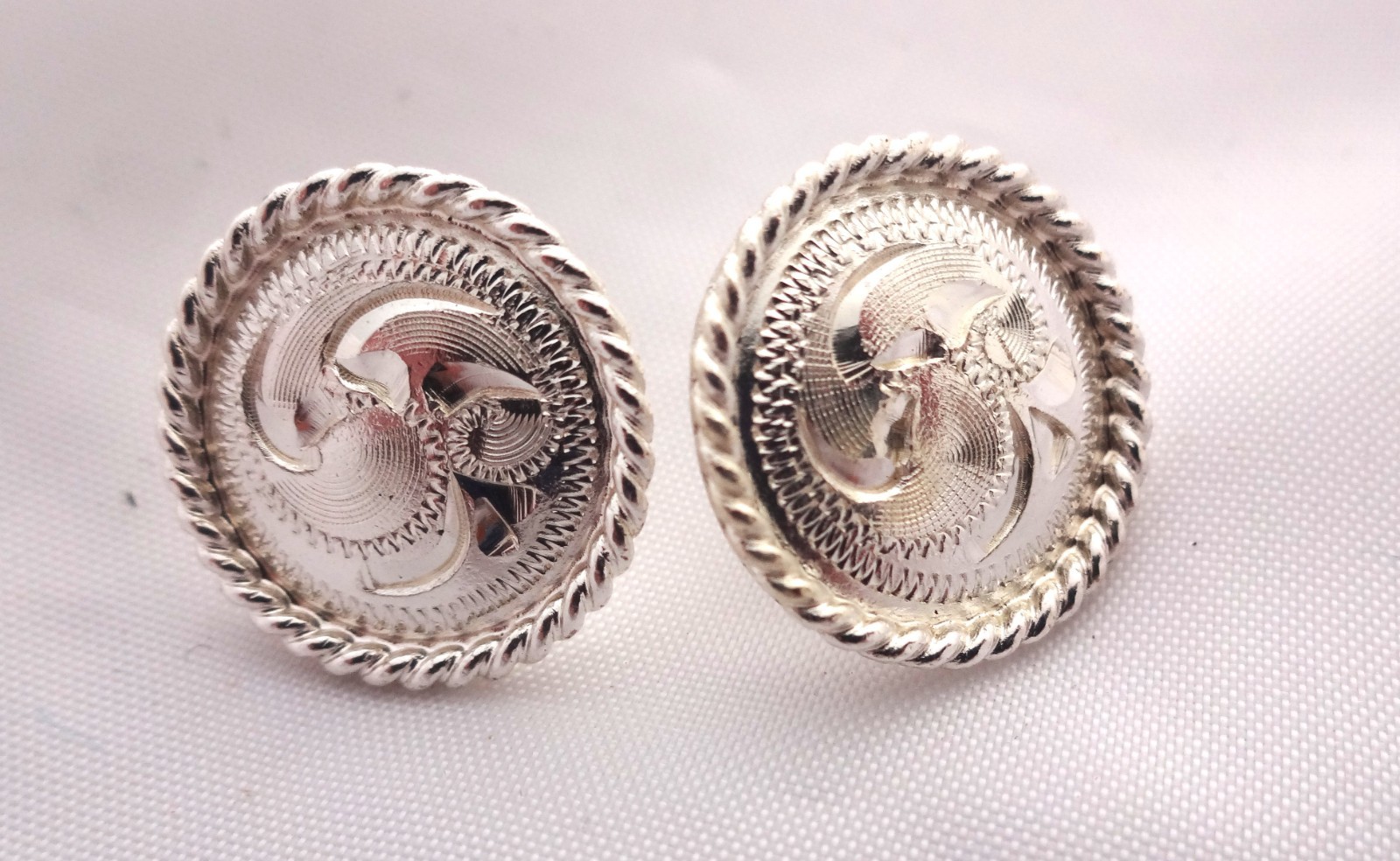 Oakdale Rope Edge Conchos Pair Hansen Western Gear New Screw Back Silver Plate