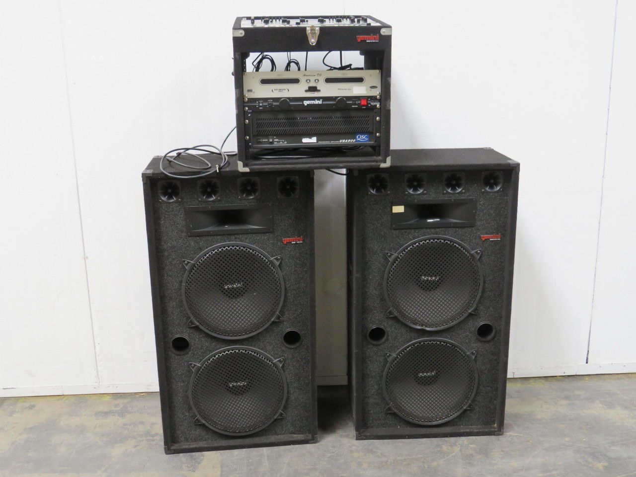 GEMINI GSM-3034 DJ-SYSTEM CD AMPLIFIER MIXER 2 DUAL 15'' PA SPEAKER T157445