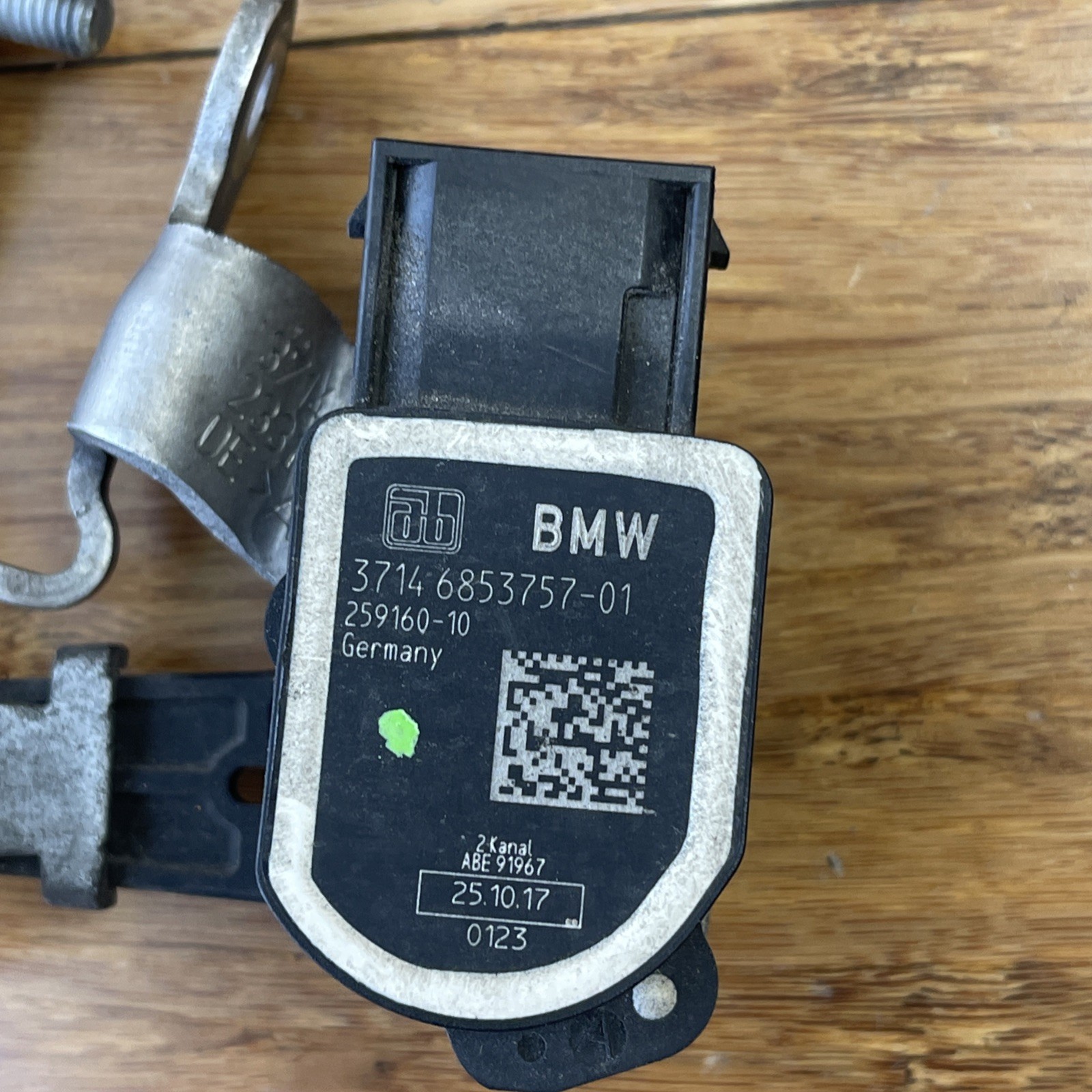 2017-2023 Rolls Royce Dawn RR6 Front Left Suspension Headlight Level Sensor OEM