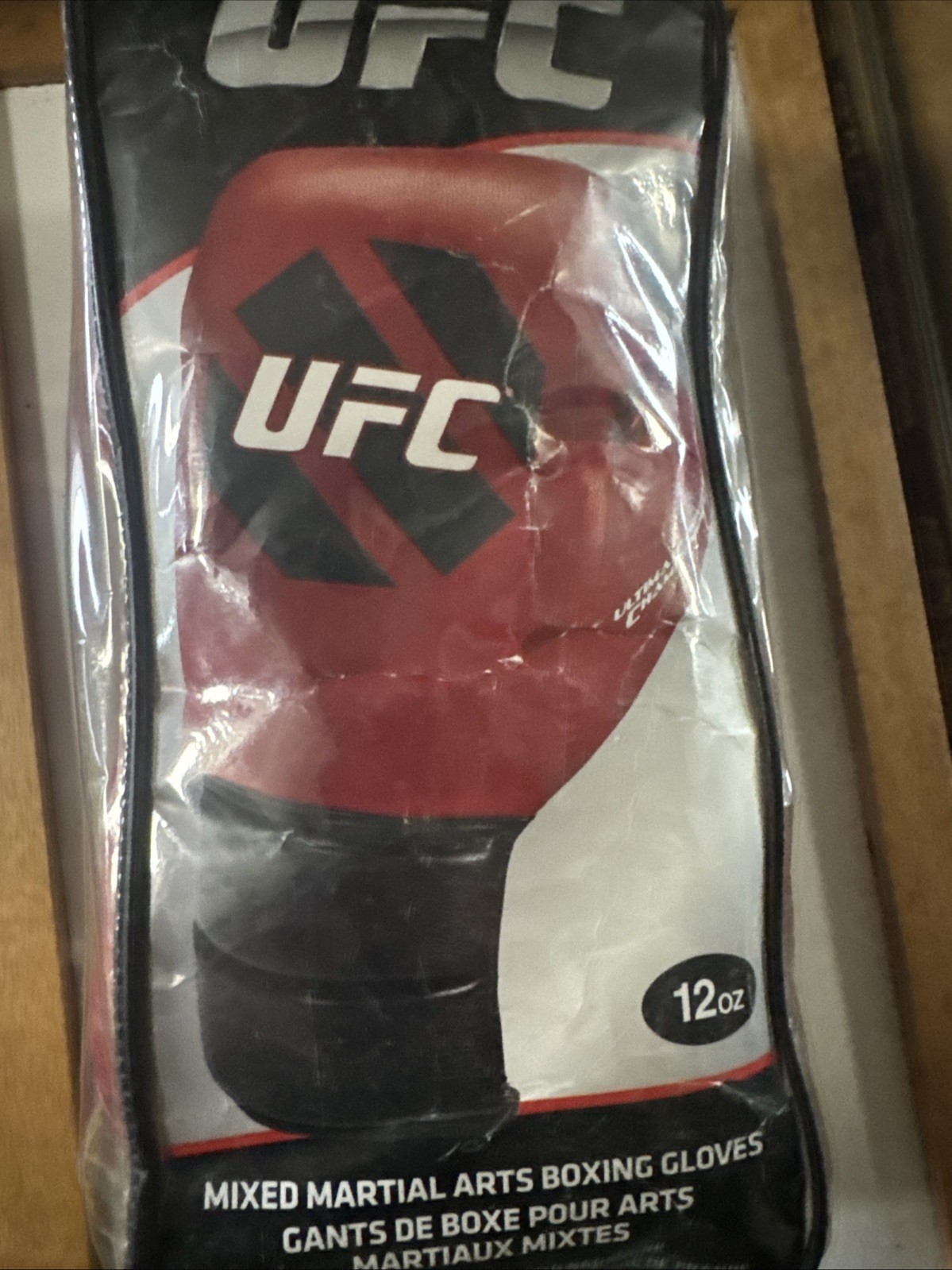 Century UFC MMA Boxing Gloves with FloMotion Technology Model 14880P Size 12 oz