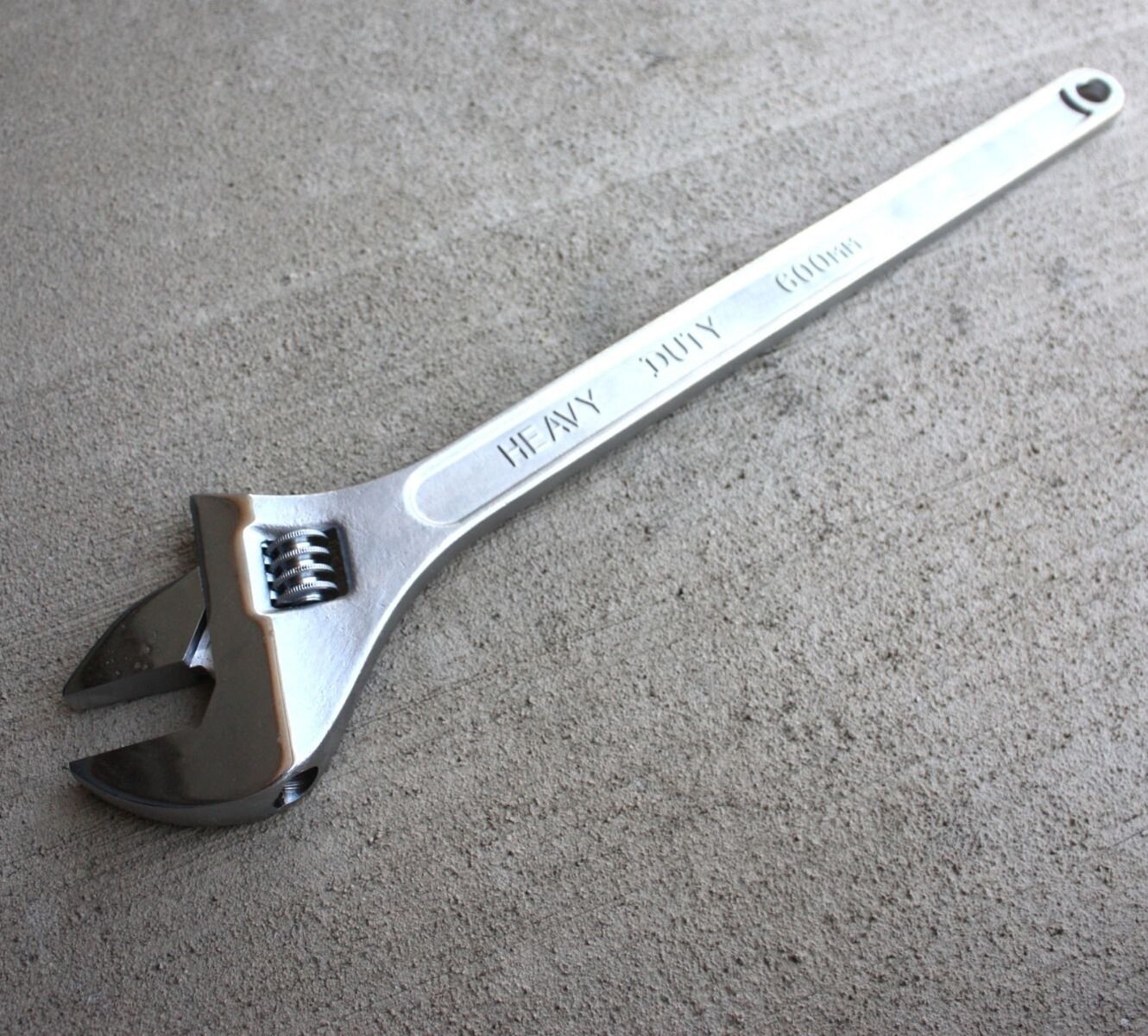 LOT OF TWO 24" Adjustable Wrench 0-2-1/2" Wide Opening Jaw  24-in Hand Wrench