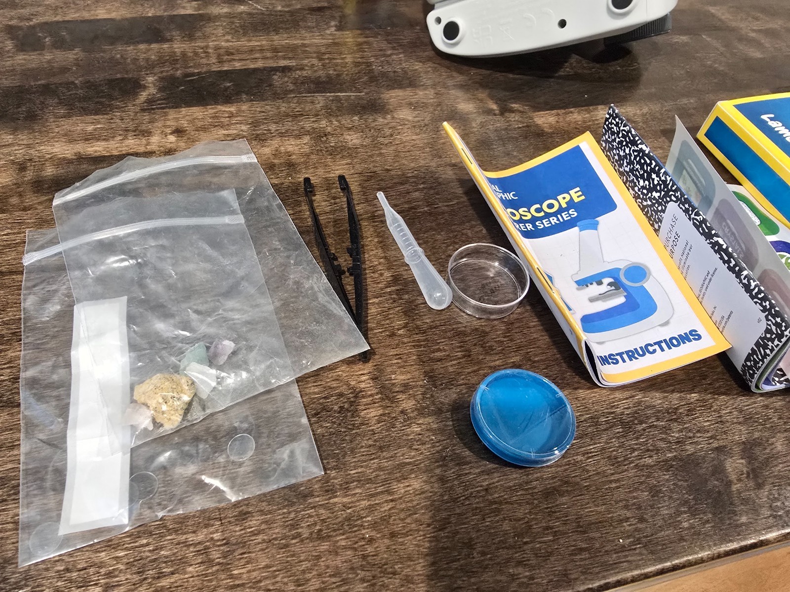National Geographic Microscope Kids Explorer Series Kit