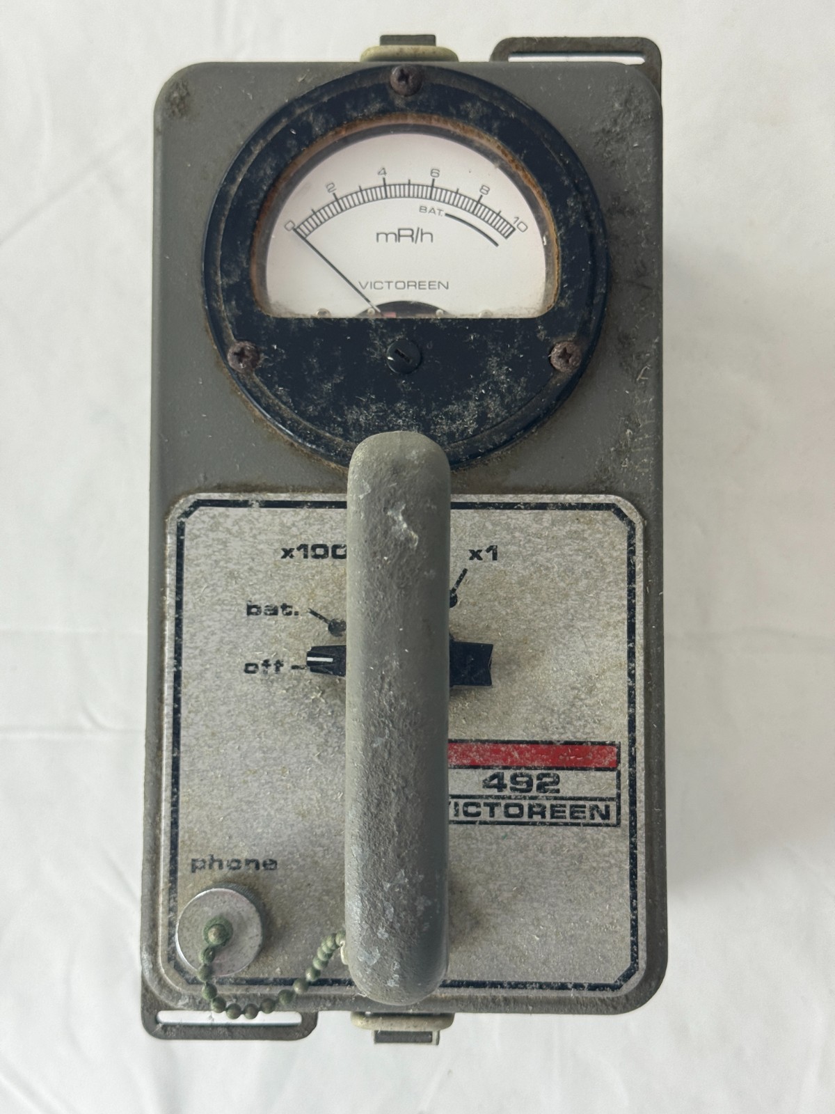 Victoreen Model 492 GM Contamination Survey Meter — Tested, Working Battery Chk