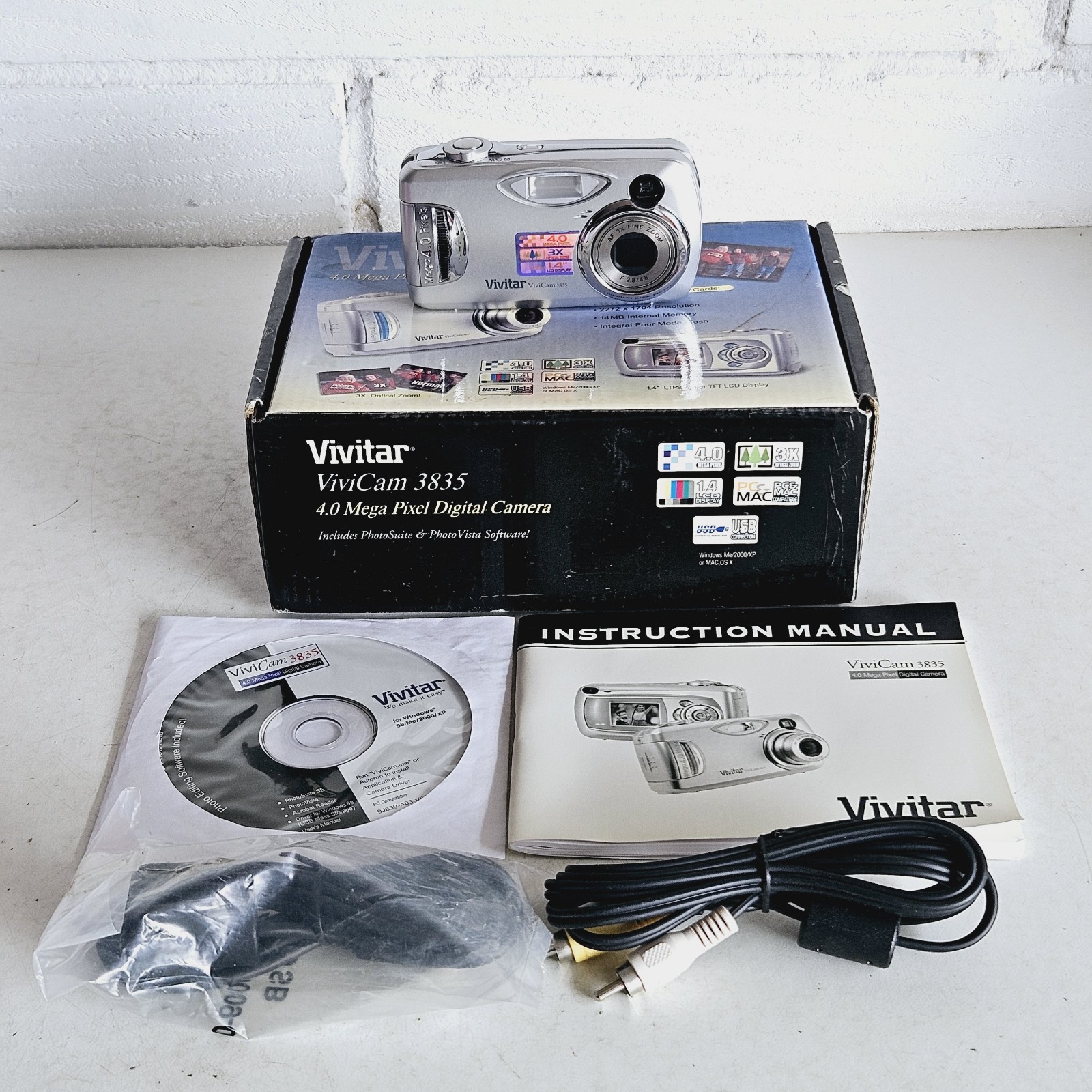 Vivitar Vivicam 3835 4.0MP Compact Digital Camera Silver Boxed Tested & Working