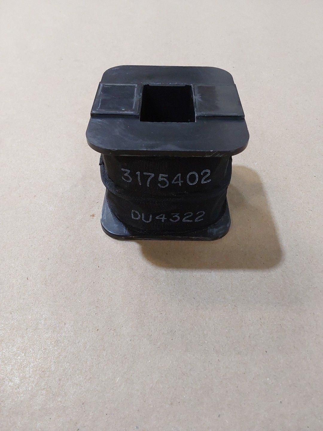 General Electric 3175402 Solenoid Coil 440 VAC - New No Box
