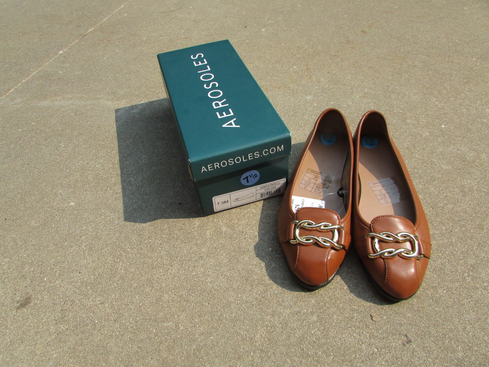 Aerosoles Tan with Gold Bar Flat Man Made Slip On Flats Shoes Size 7.5 New Box