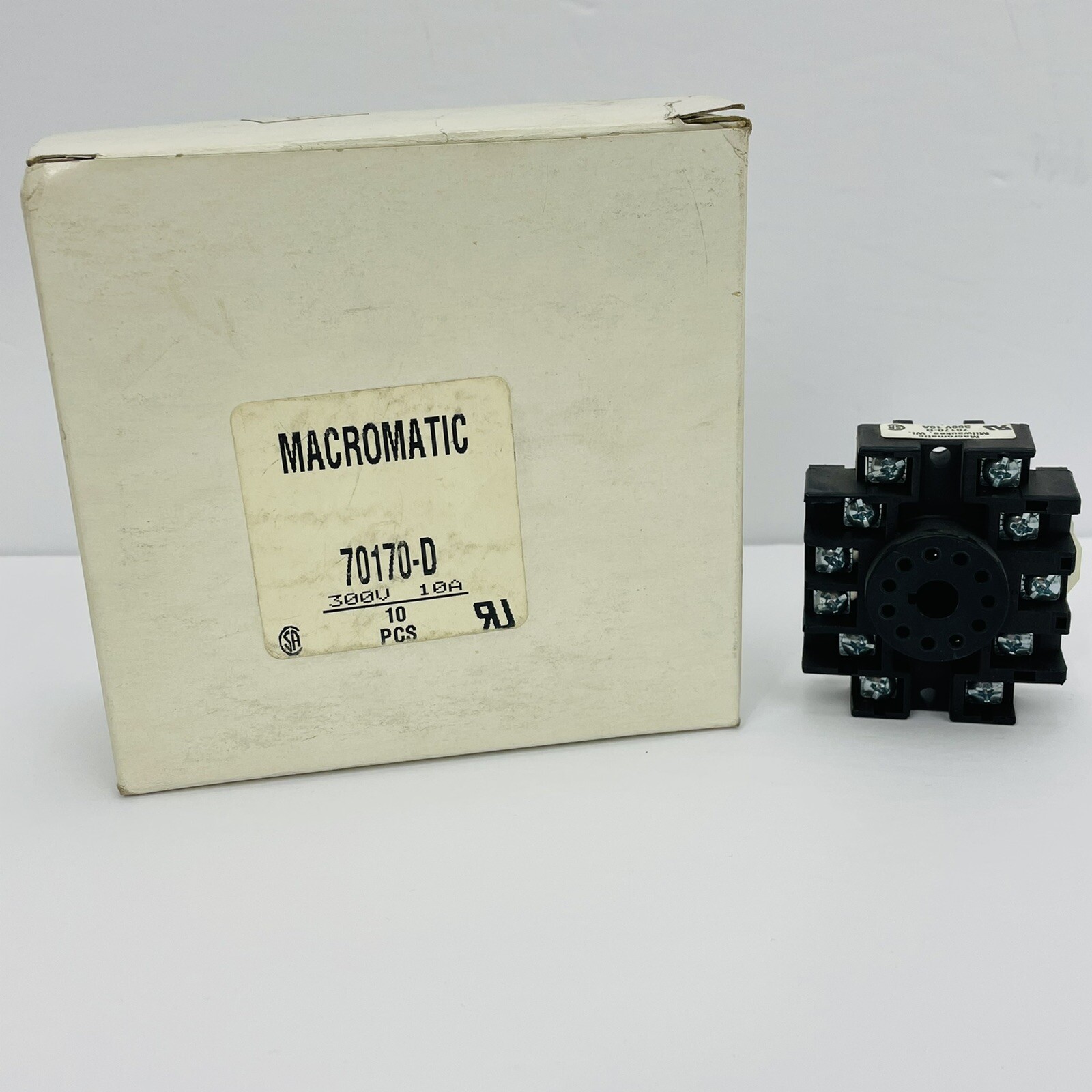 Lot of 3 Macromatic 70170-D 11-Pin Octal Relay Socket 300V 10A ~NEW~