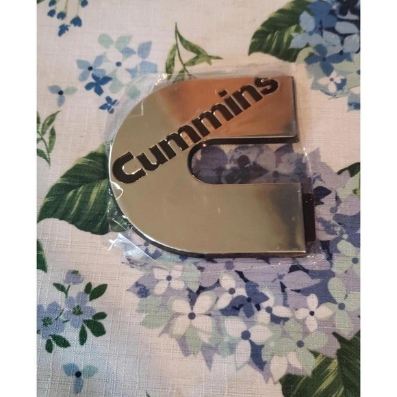 Cumins logo magnet