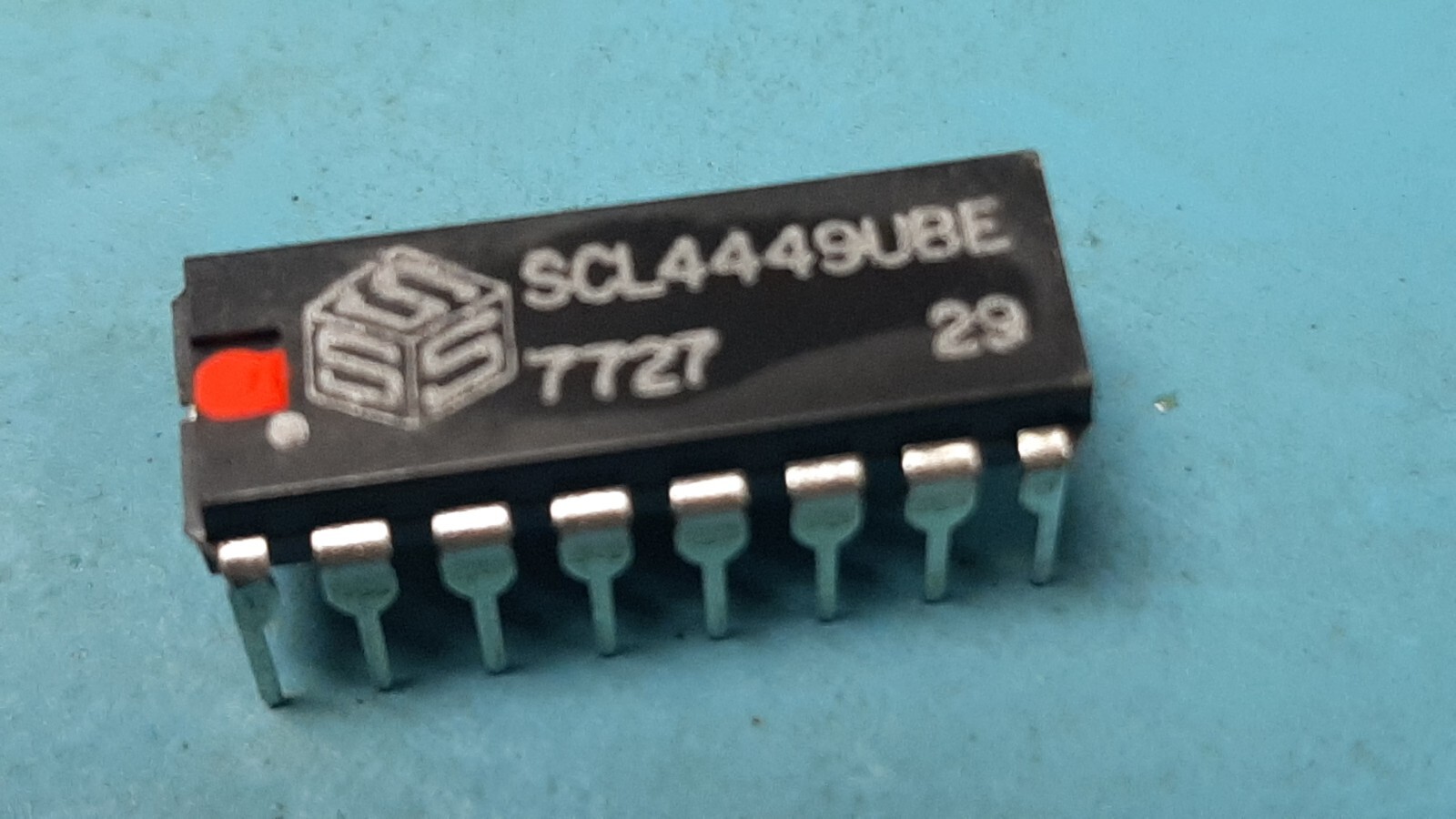 ( 5 pcs ) SCL4449UBE IC, CMOS Hex Inverter, DIP 16, Solid State Scientific