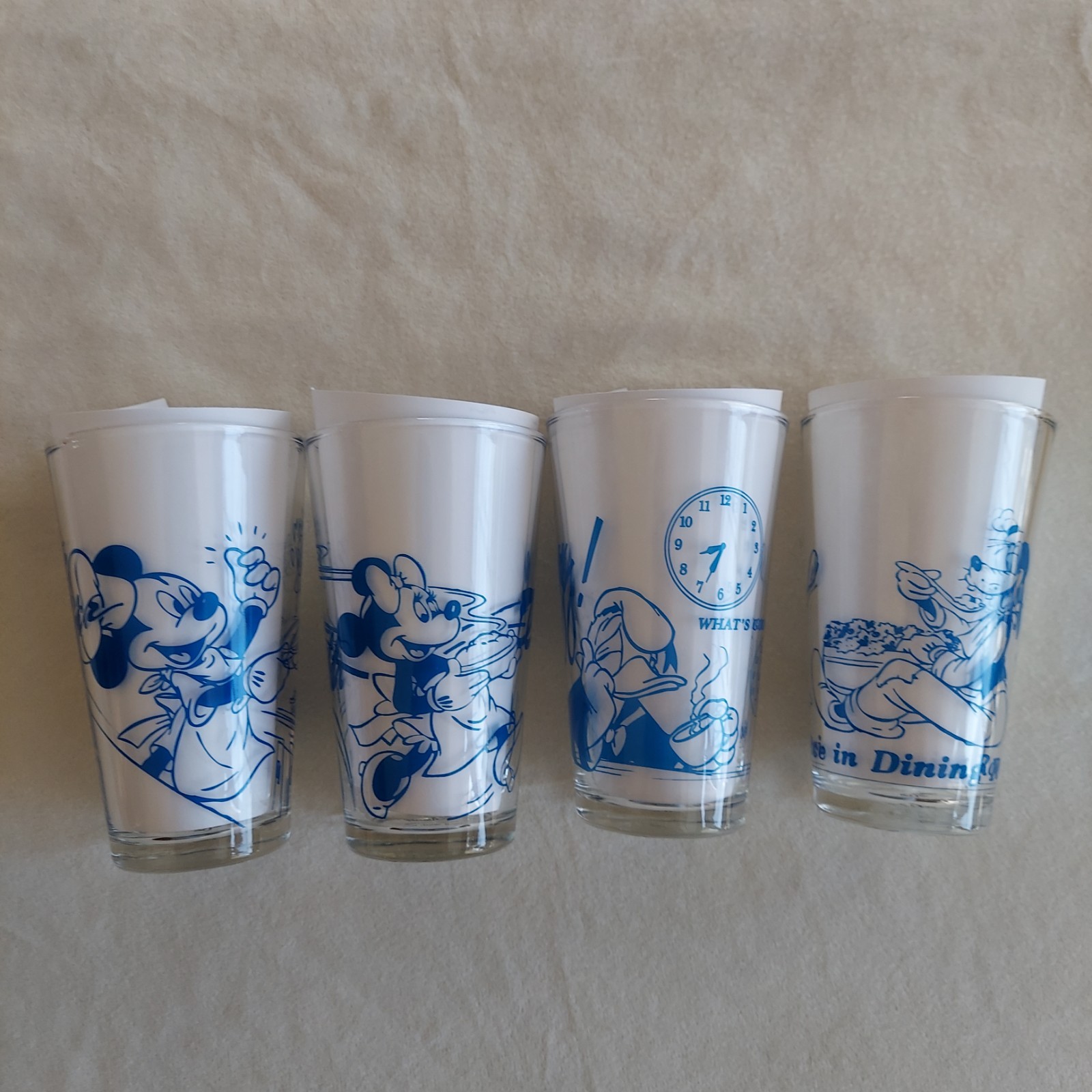 Disney Resort Set 4 Pint Glasses — Mickey,  Minnie, Donald, Goofy — Brand New!