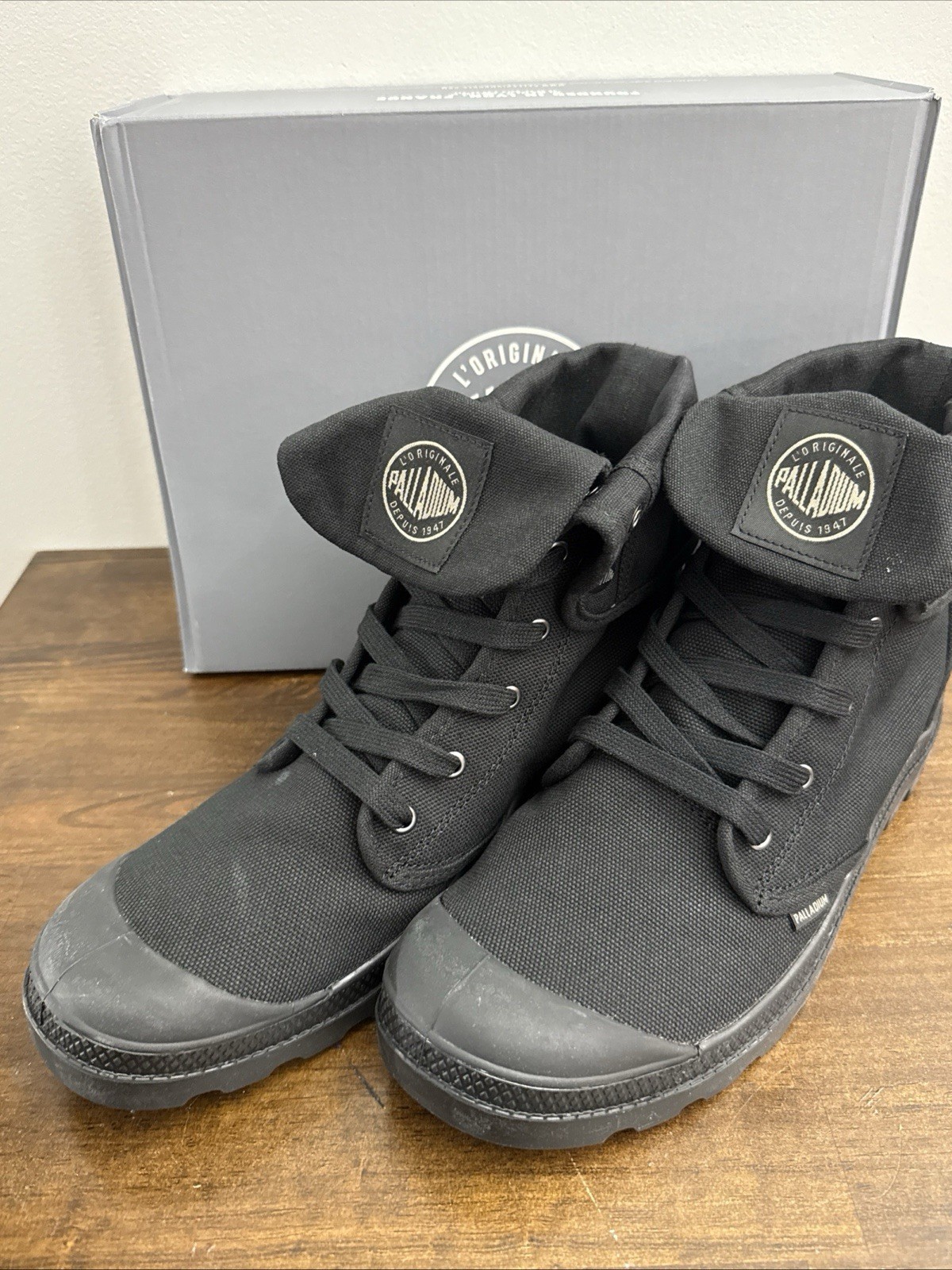 NEW Palladium Baggy 02353-060-M Black/Black Mens Shoes Size 10 M NIB