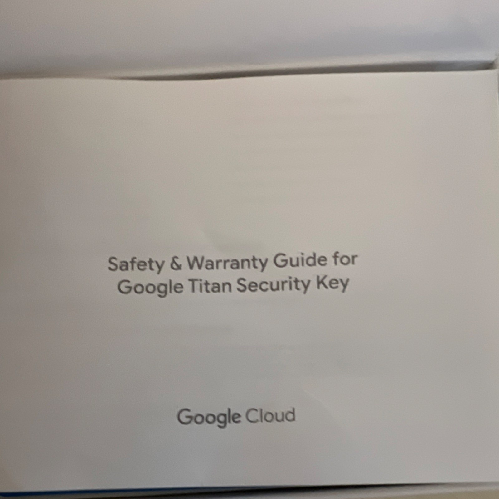 Google Titan Security Key K9T (Bundle with Bluetooth/NFC/USB, Micro USB Cable