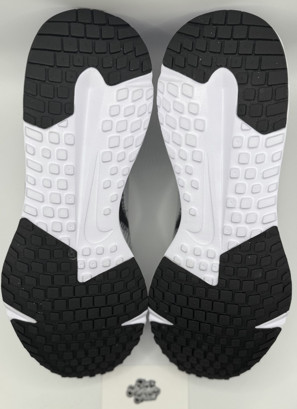 Size 12 - Nike Run Defy Wolf Grey