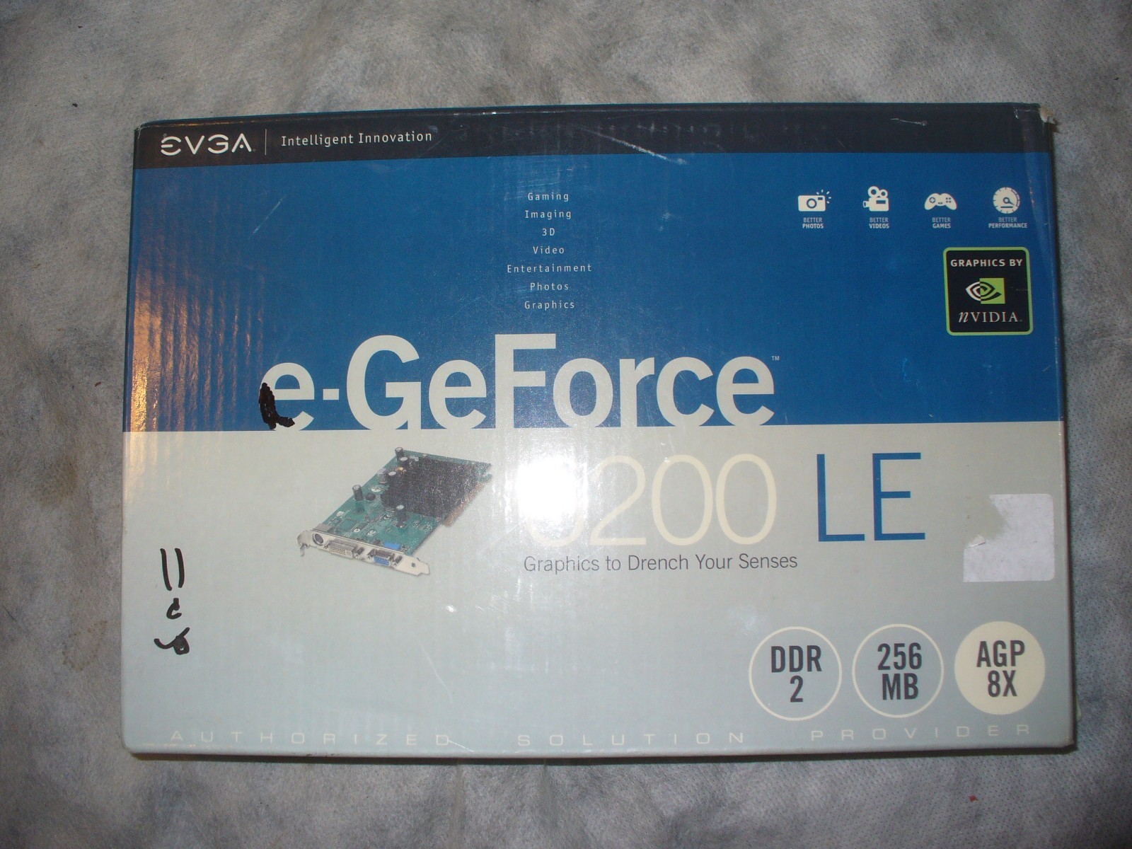 e-GeForce 6200 LE Graphics Card