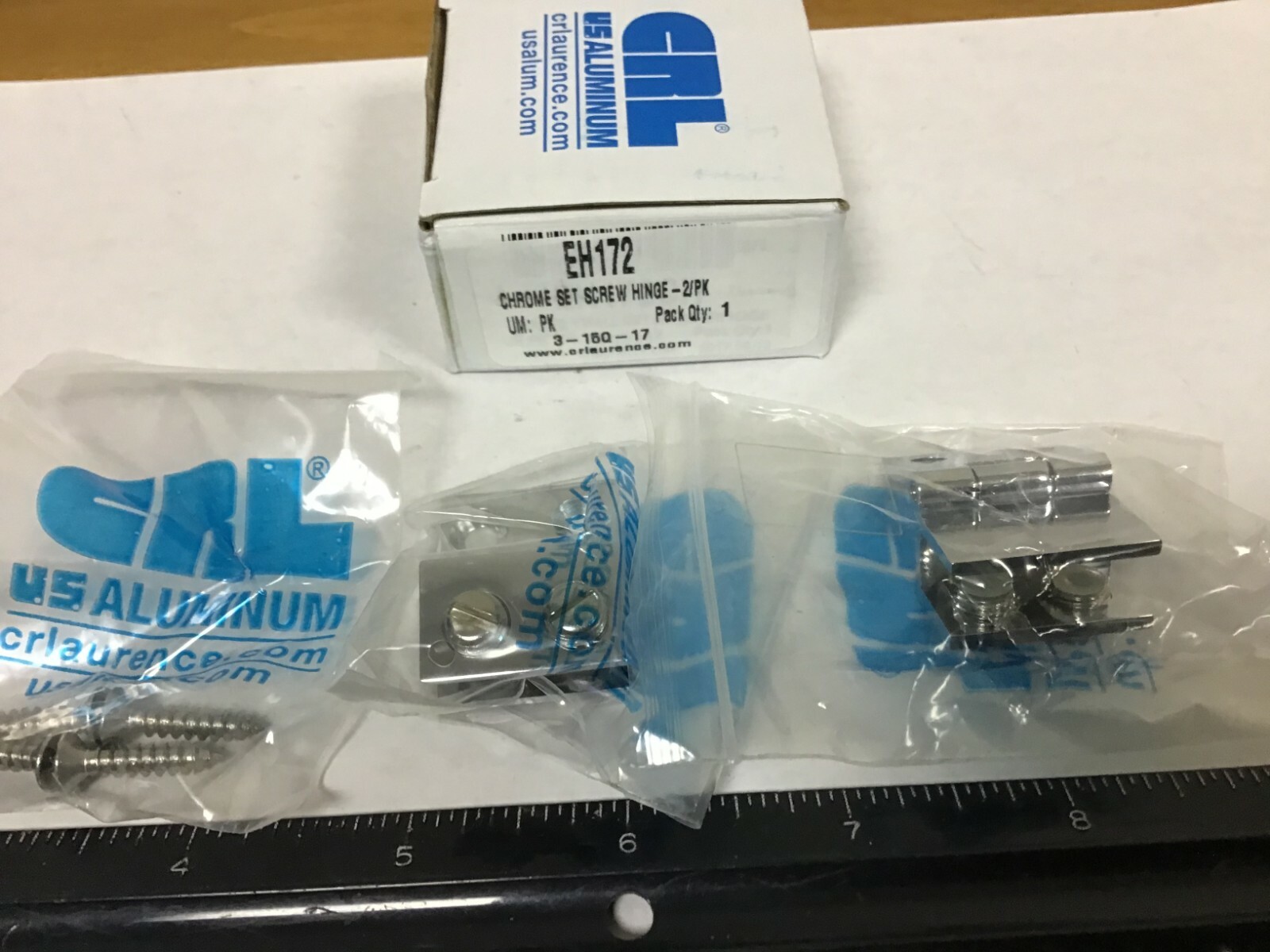 New. CRL EH172 Chrome 1" Wall Mount Hinges, 3/16" - 1/4" Glass, 1 Pair