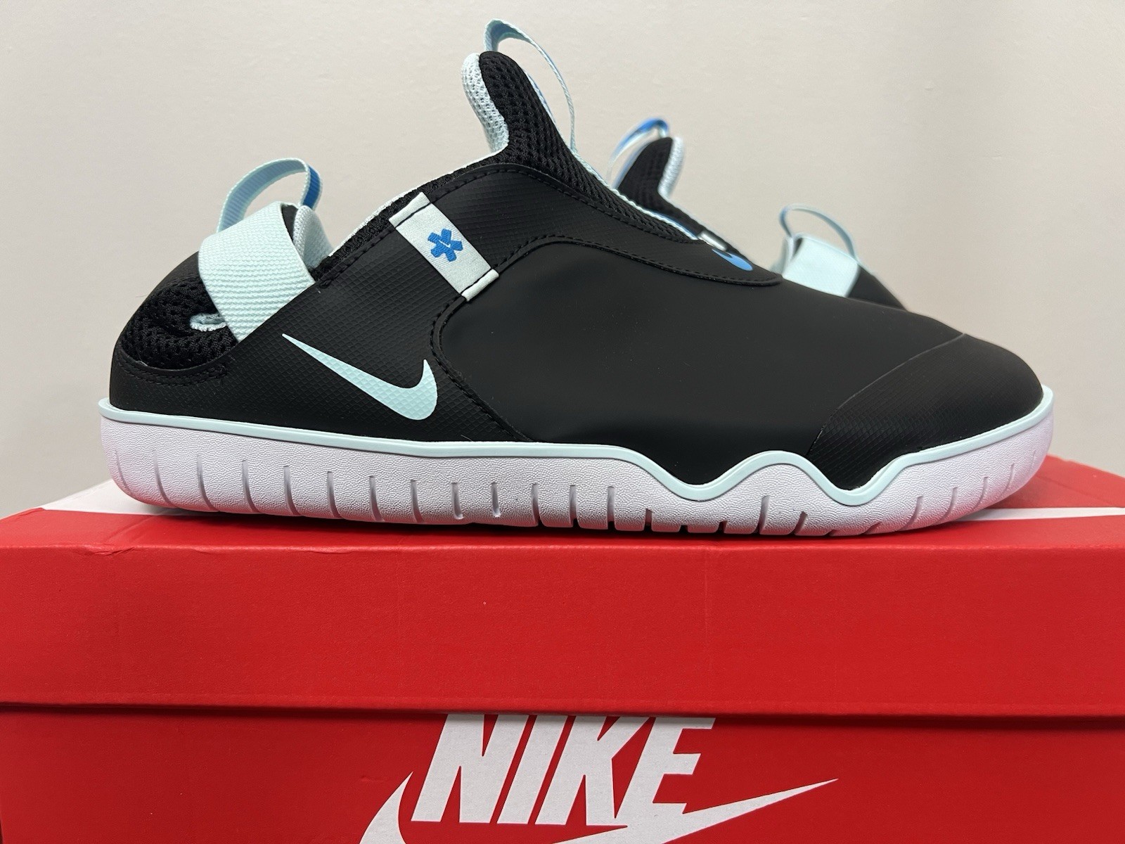 Nike Zoom Pulse Black Blue Hero Teal CT1629-001 Medical Nurse Doctor Slip-On