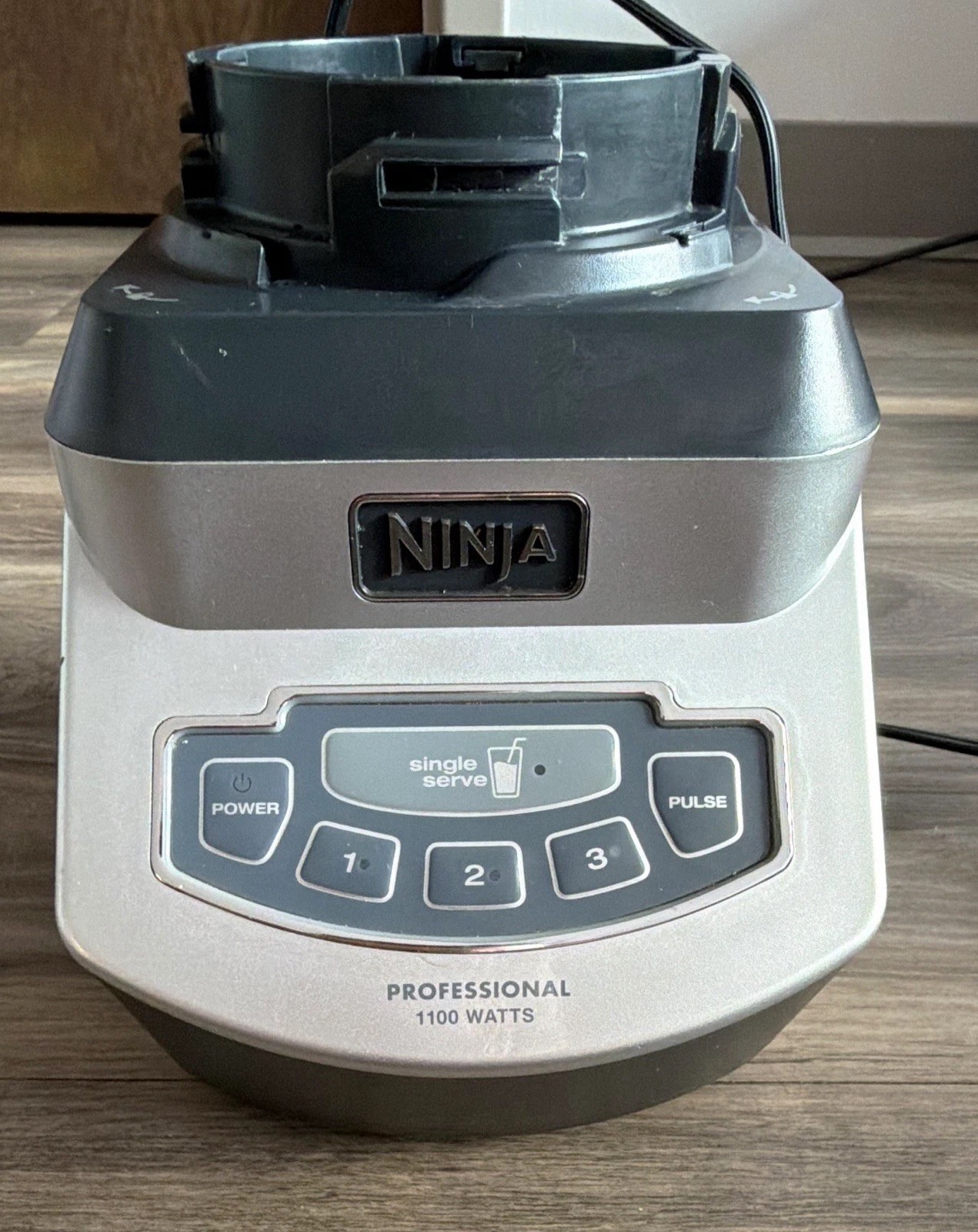 Ninja BL660 1100W Blender Motor BASE ONLY  Black/Silver SHIPS FAST!!