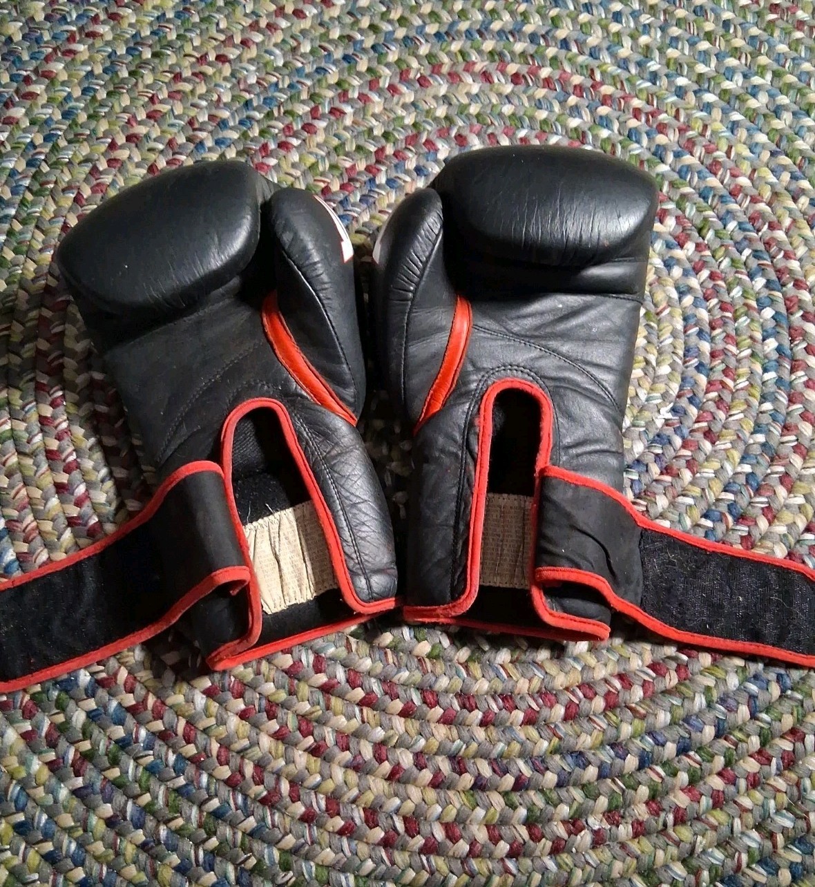 Throwdown MMA Gloves 4 Oz.