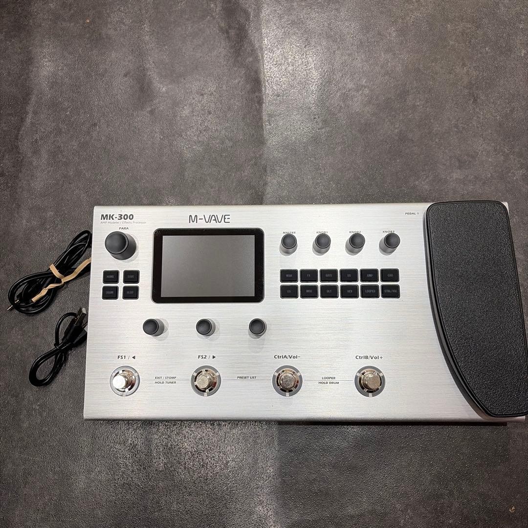 M-WAVE MK-300 Effect Processor