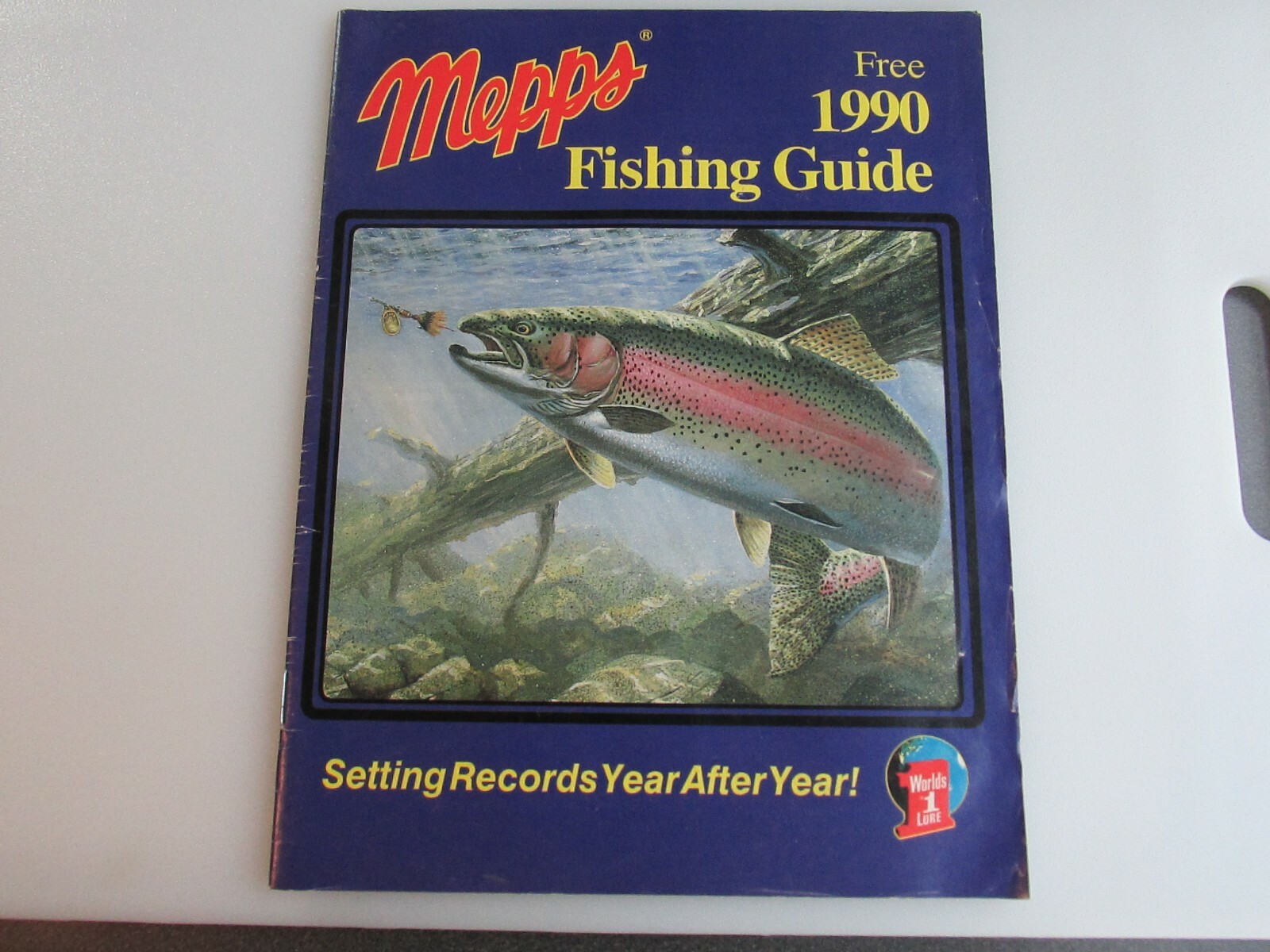 Mepps 1990 Fishing Guide Fair/Good Condition