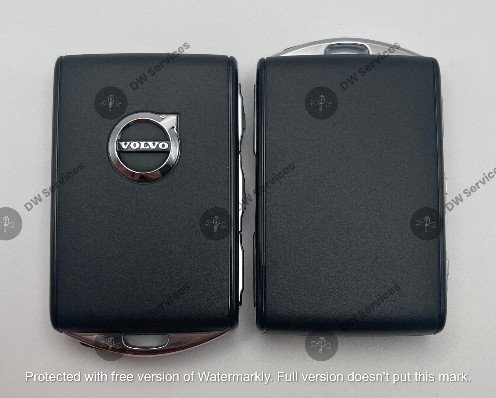 NEW! Genuine VOLVO Smart Proximity Key FOB YGOHUF8423  S90 V90 XC90 XC60 XC40V60