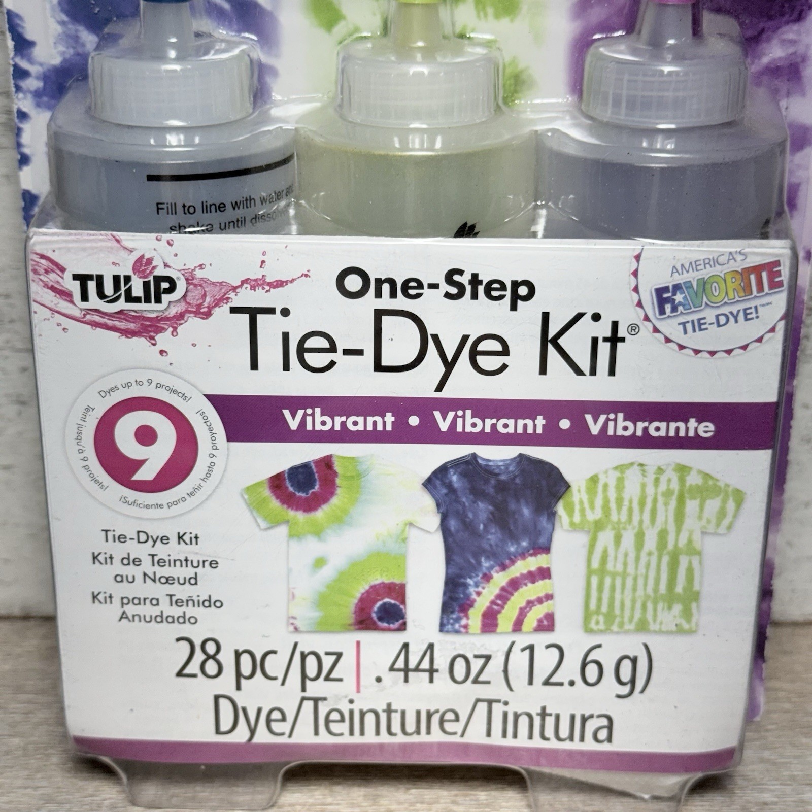TULIP One-Step Tie-Dye Kit VIBRANT 28 Pc, .44oz/12.6g Dyes 9 Projects Brand New