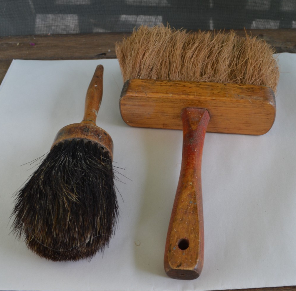 Vtg Round Horsehair brush & Large Utility Brush w/Fibrous Bristles Wood Handles