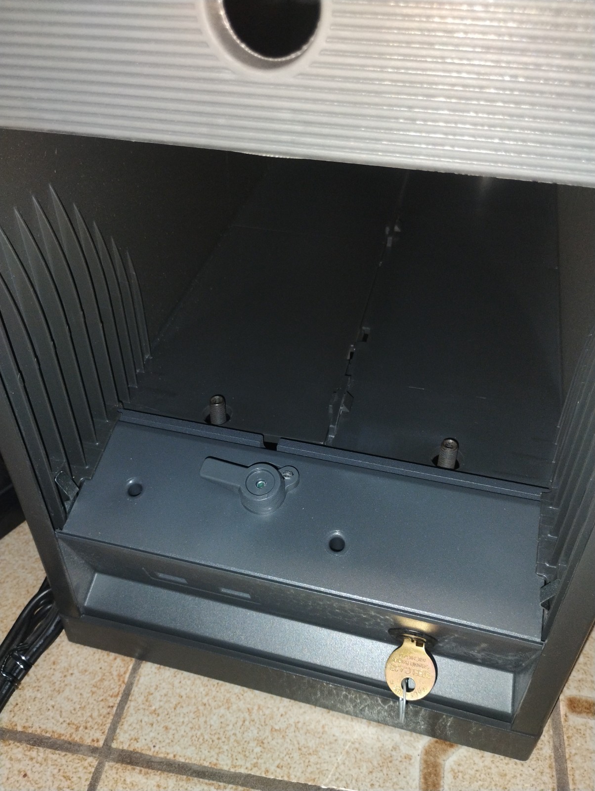 Steelcase DSPC personal safe locking console Desk Office storage valuables USB
