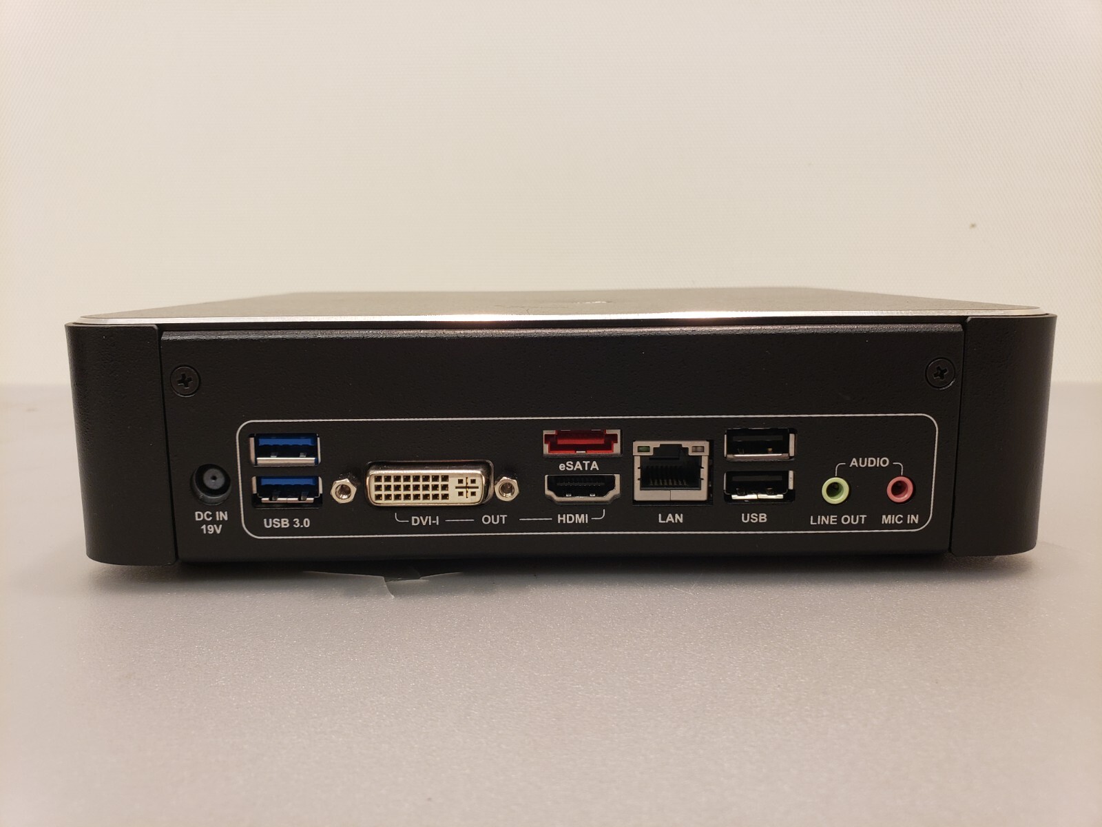 Kramer VIA CAMPUS Asus Wireless Collaborative Presentation Interface win10