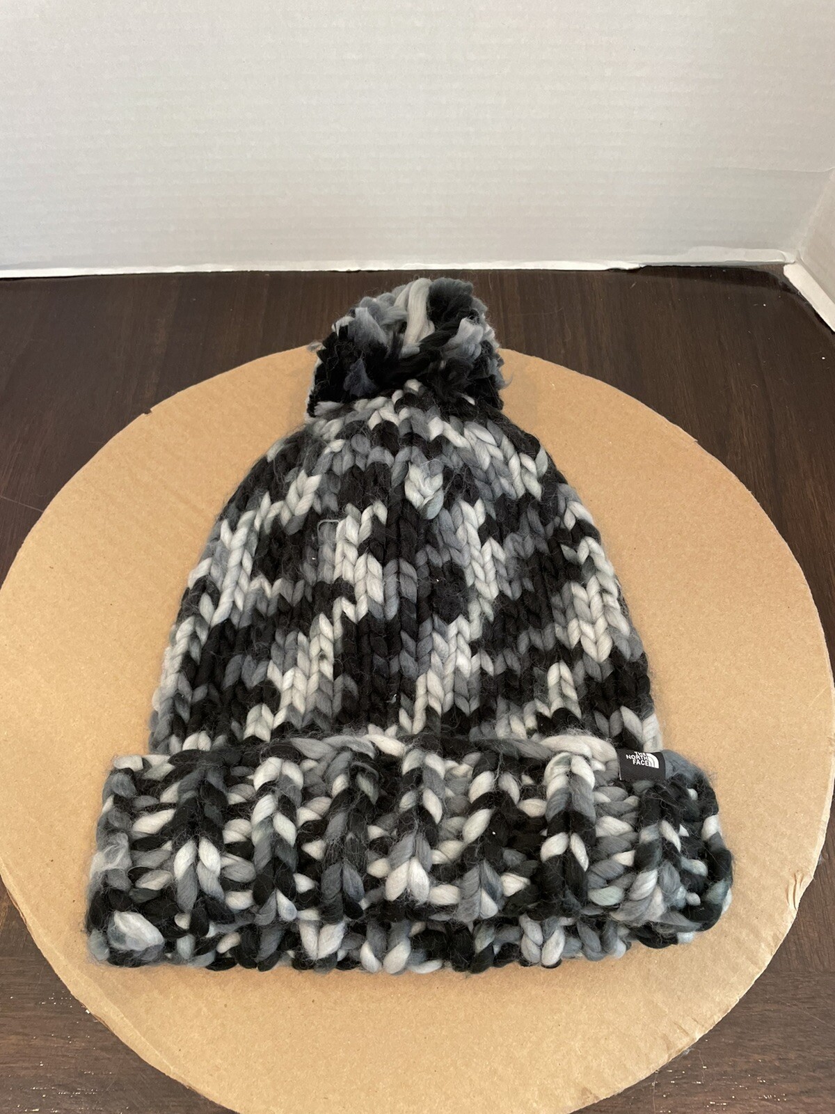 The North Face Women Beanie OS Nanny Beanie Hand Knit Beanie NWT