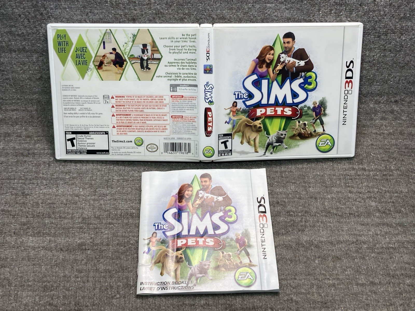 Nintendo 3DS - Sims 3 Pets - Case & Booklet ONLY (NO GAME) - Authentic