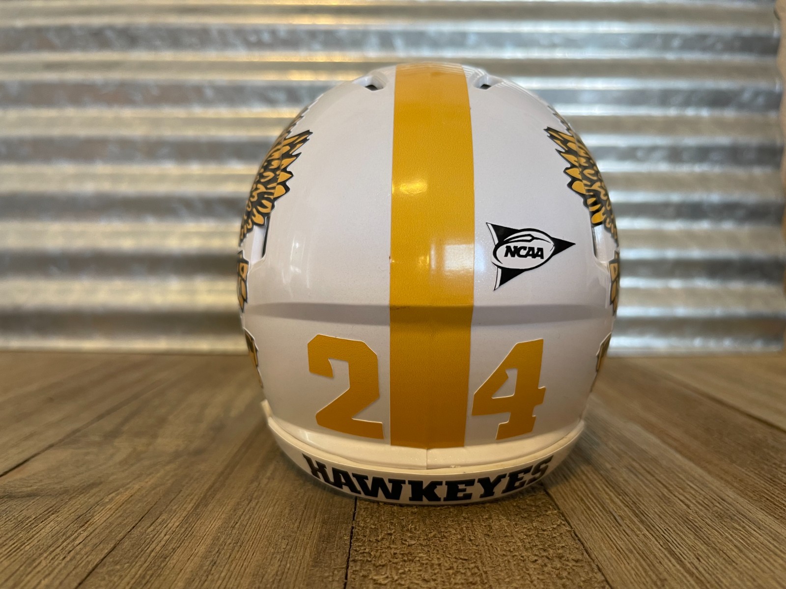 (Concept 5) Iowa Hawkeyes Speed Mini Helmet