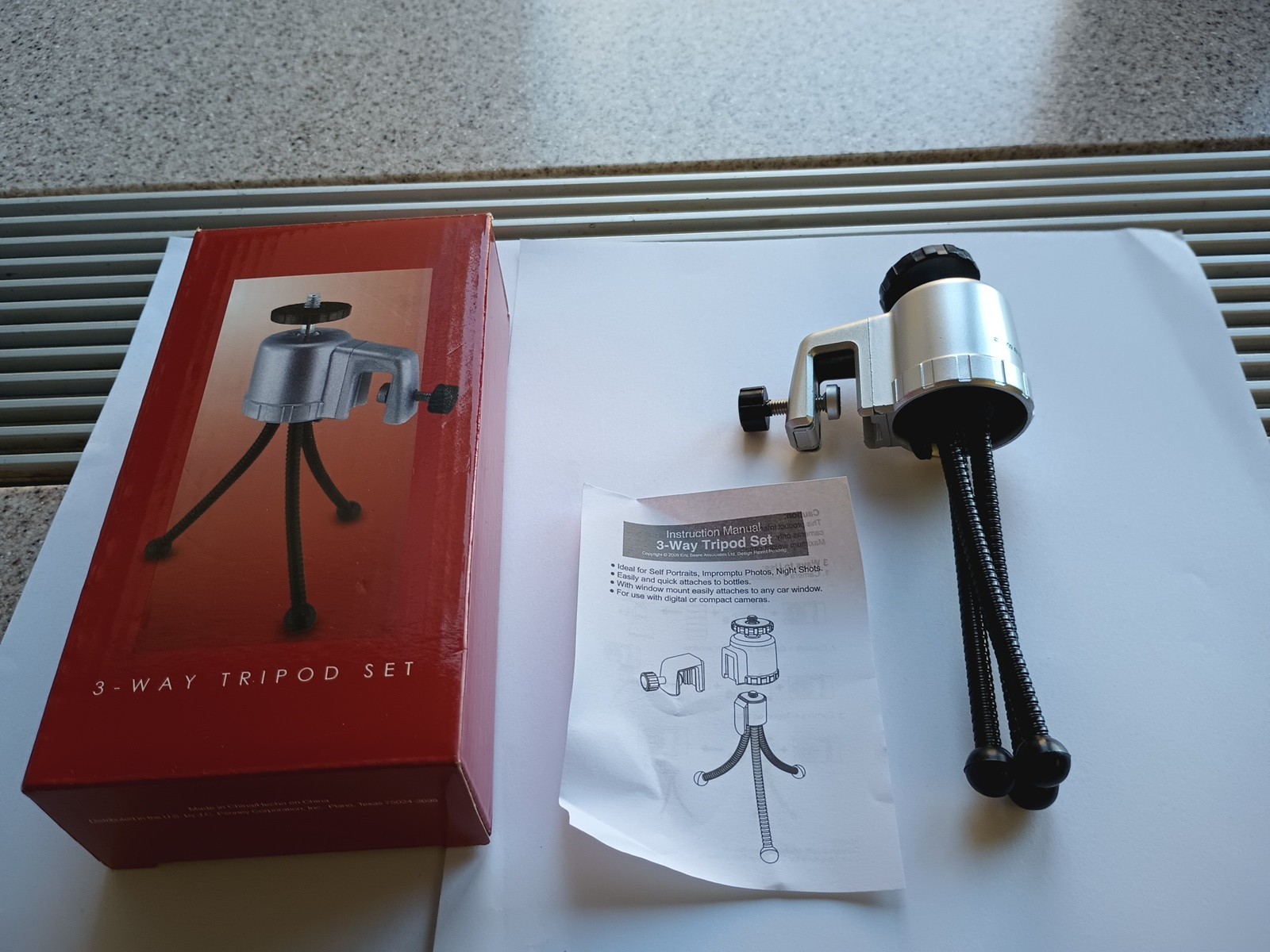 3-Way Tripod Set For Use With Digital Or Compact Cameras