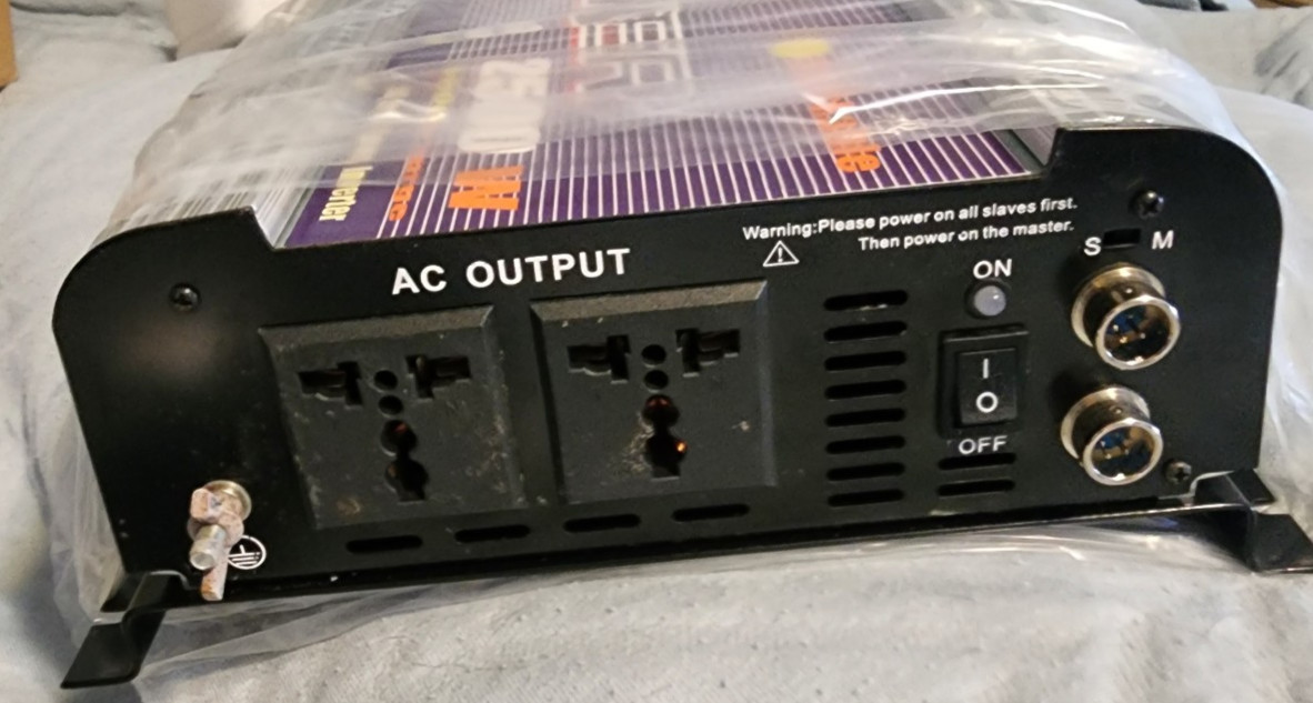 2500 Watt, 24 VDC input , Non-Standard 240 VAC output , Stackable Inverter