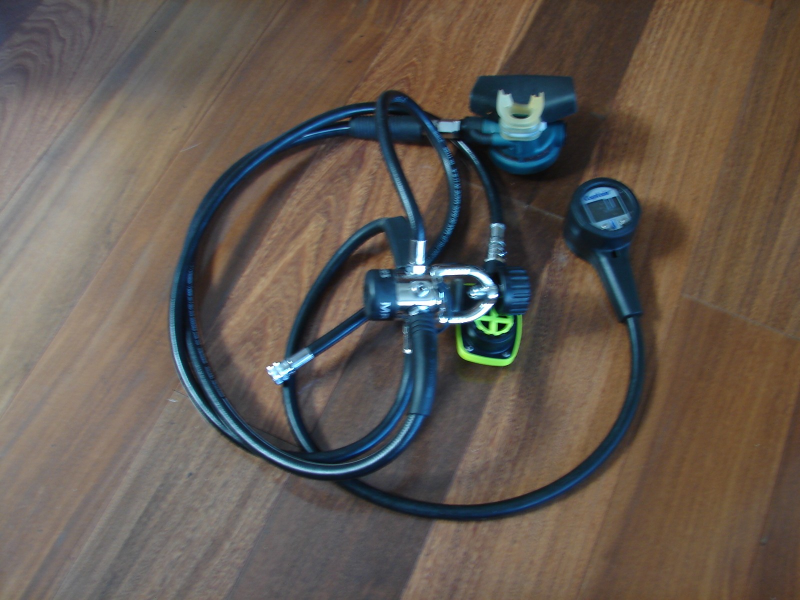 Mares MR12 Mares Beta Akros Regulators