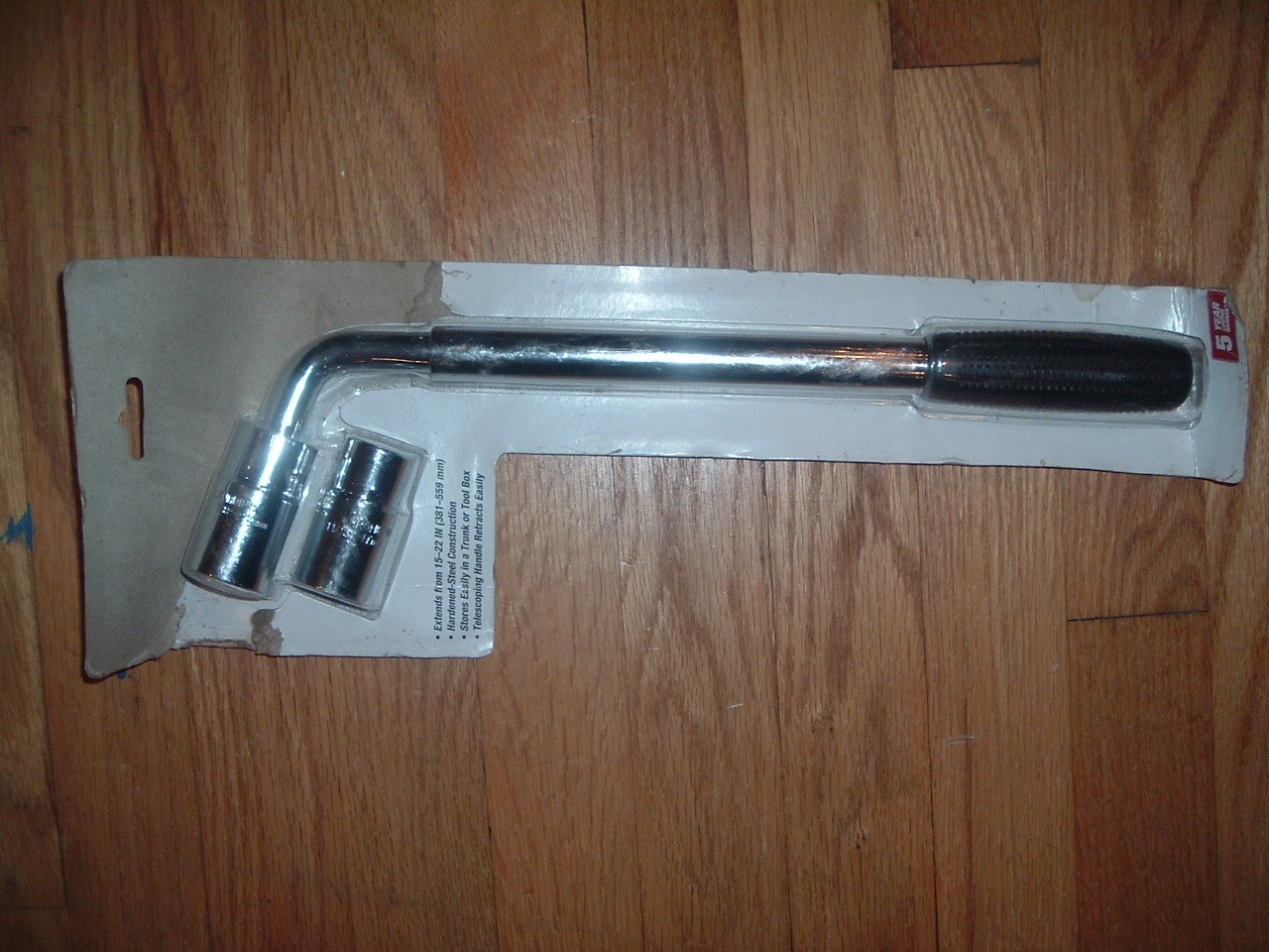 Hyper Tough Heavy Duty Extendable Lug Wrench 15 to 22-inch Tire Iron Chrome