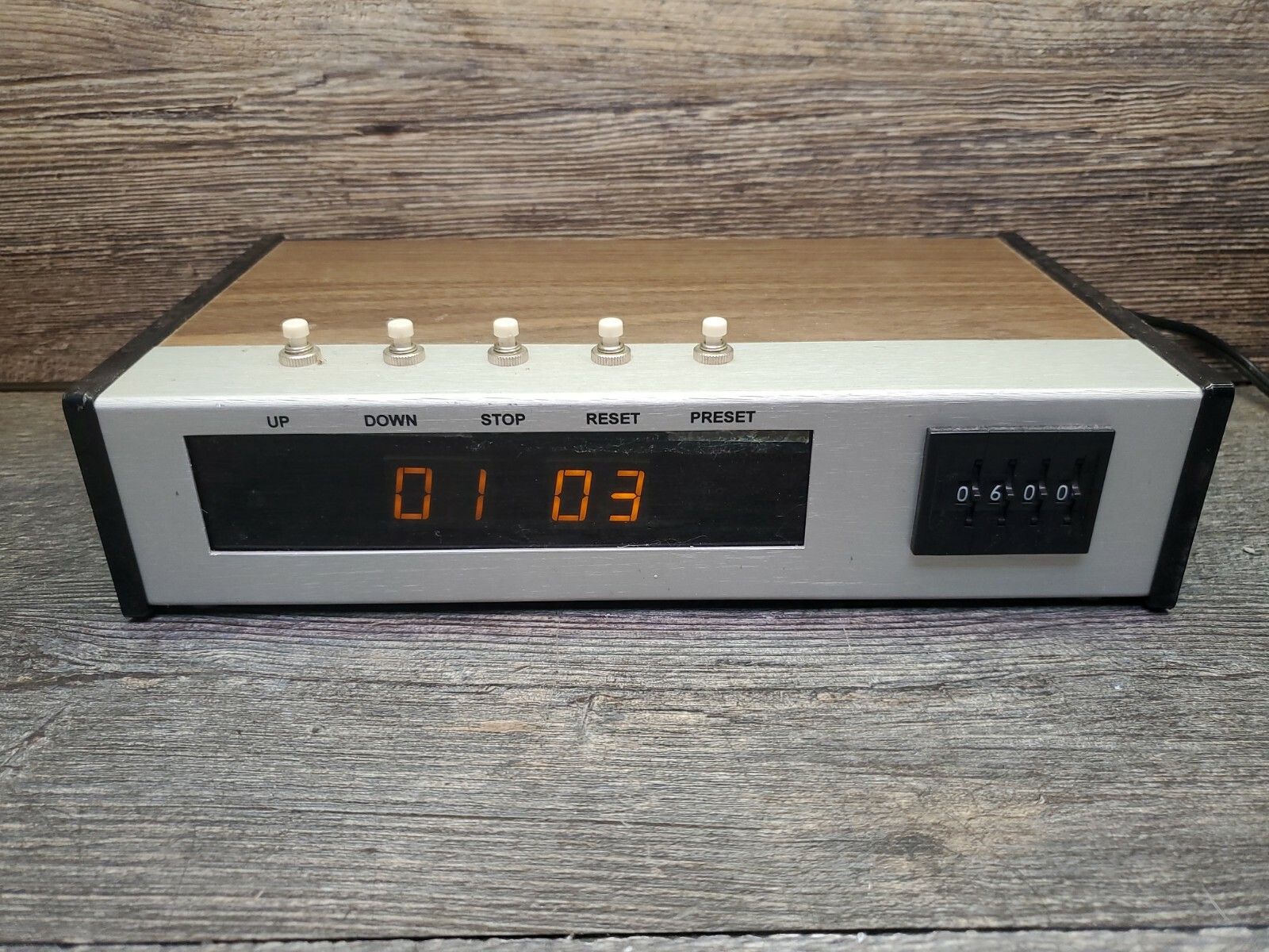 ESE ES-302UZ Timer, Serial FREE SHIP model ES-302UZ
