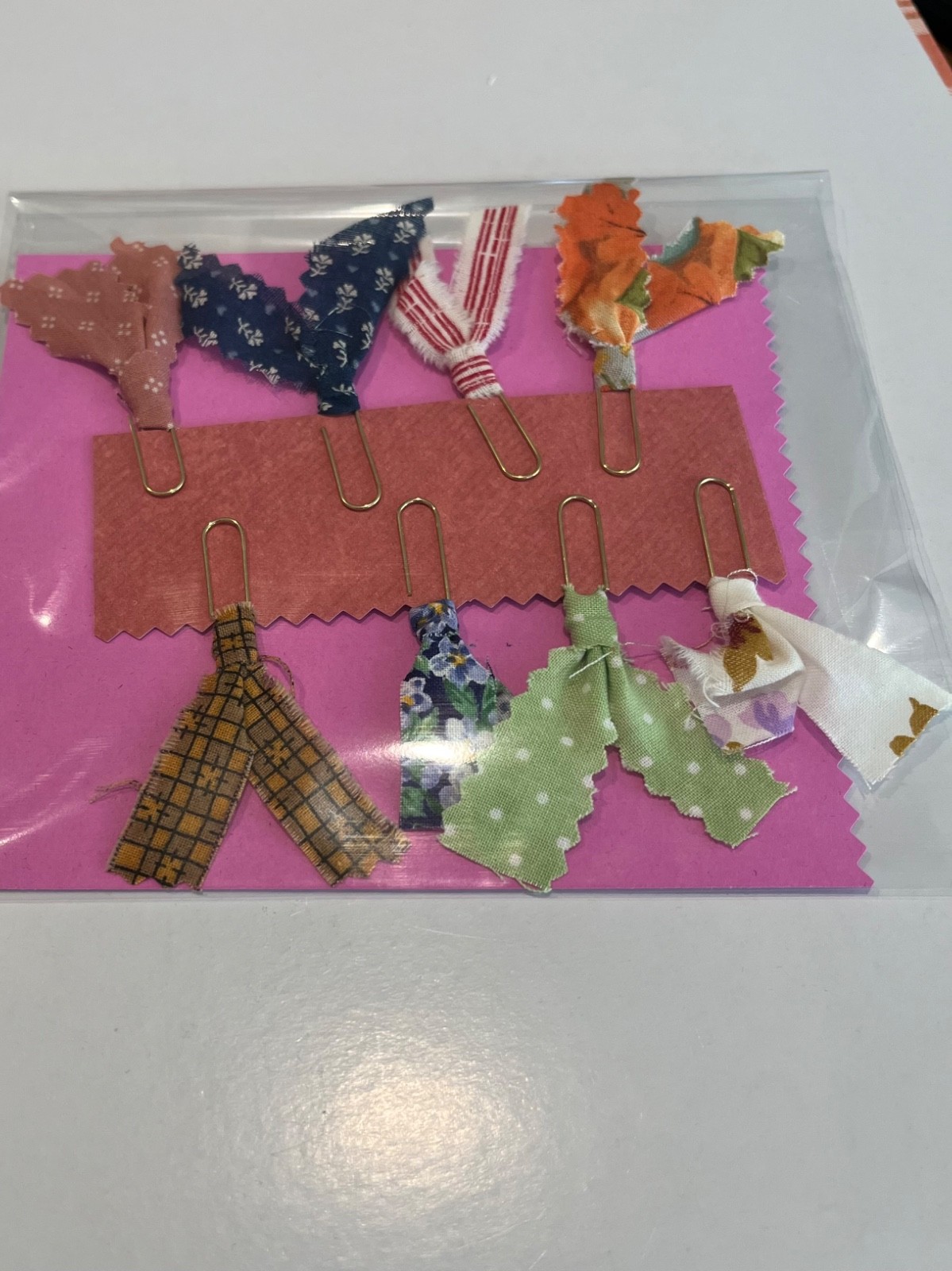 8 Decorative Paper Clips